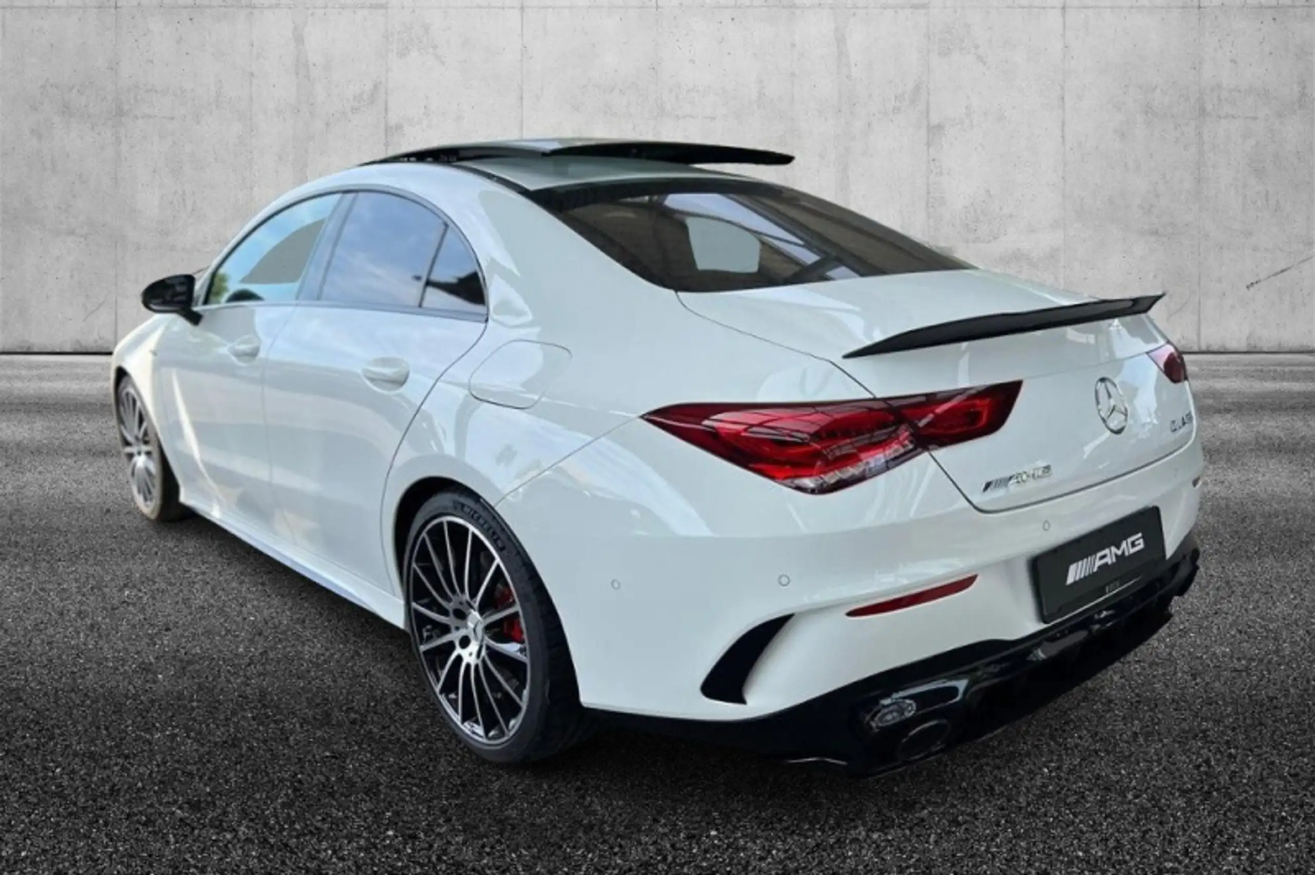 Mercedes-Benz - CLA 35 AMG