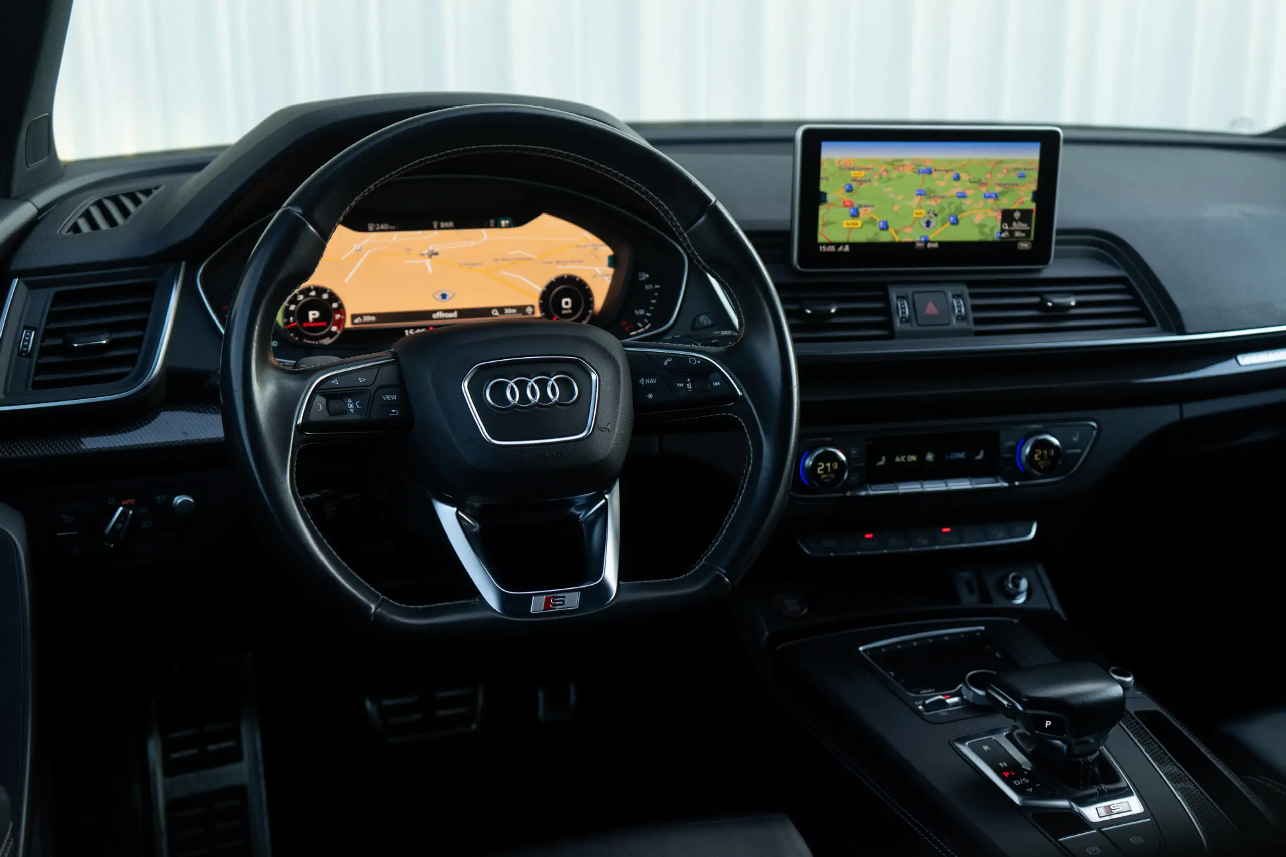 Audi - SQ5