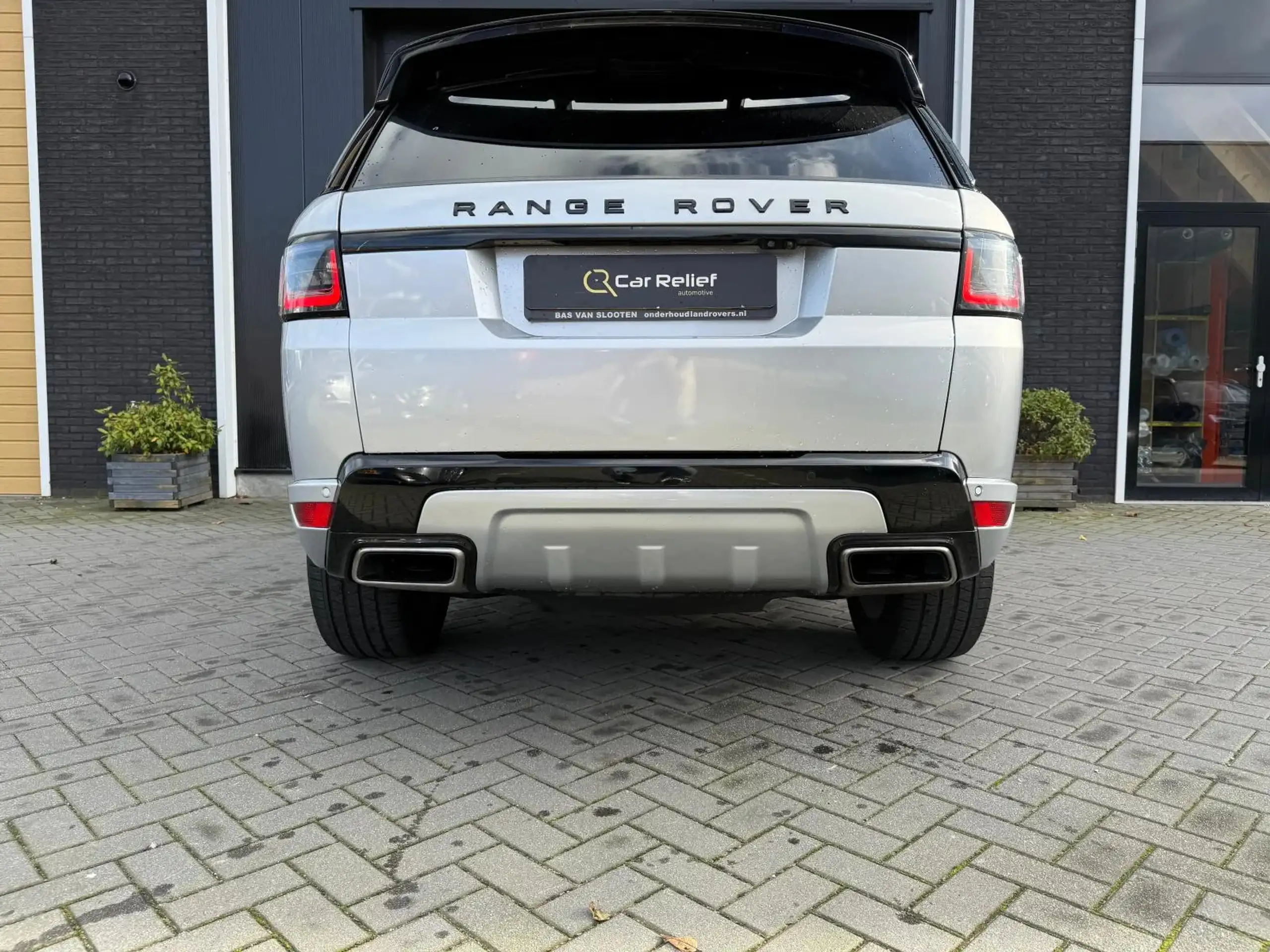 Land Rover - Range Rover Sport