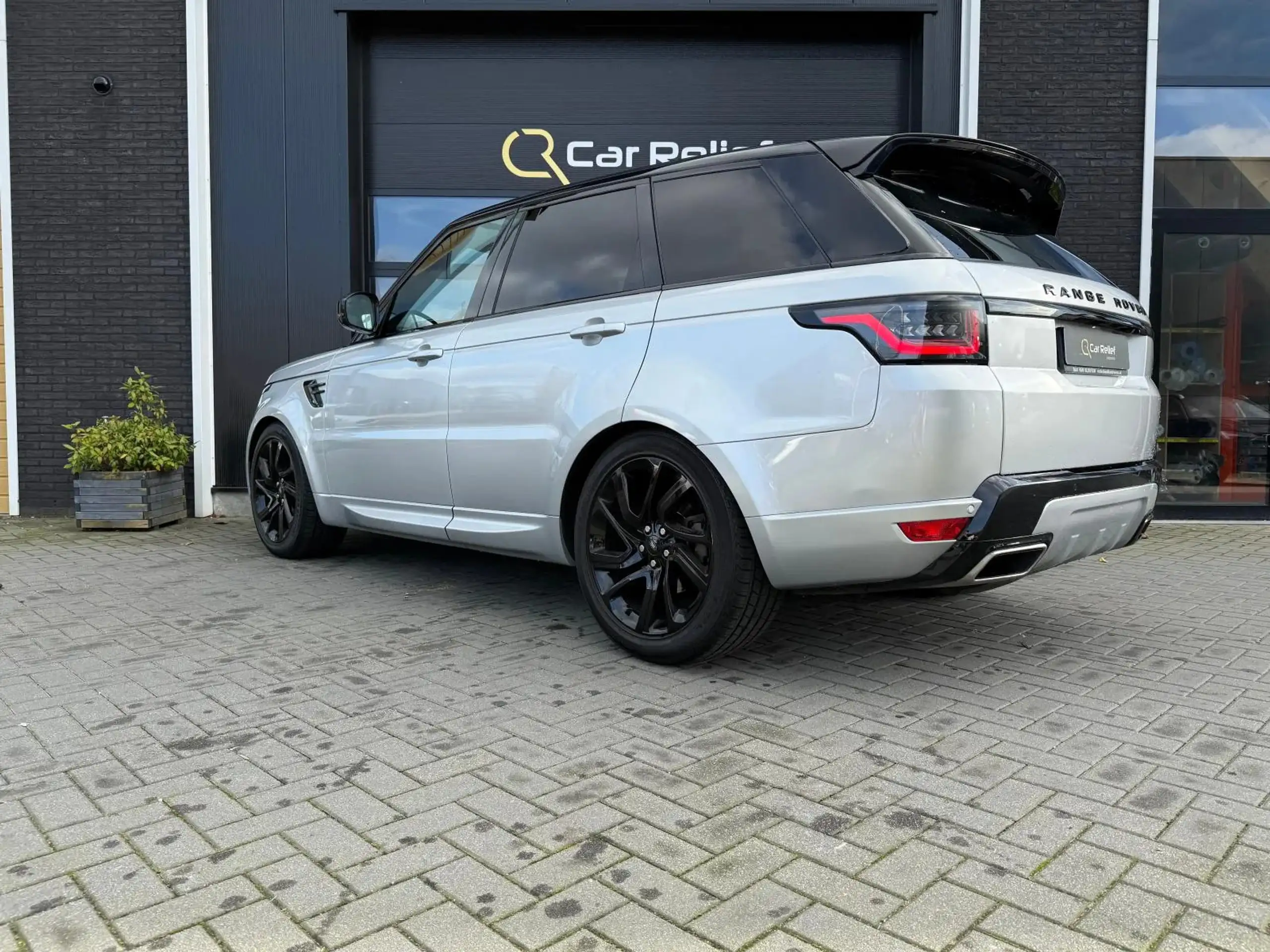 Land Rover - Range Rover Sport