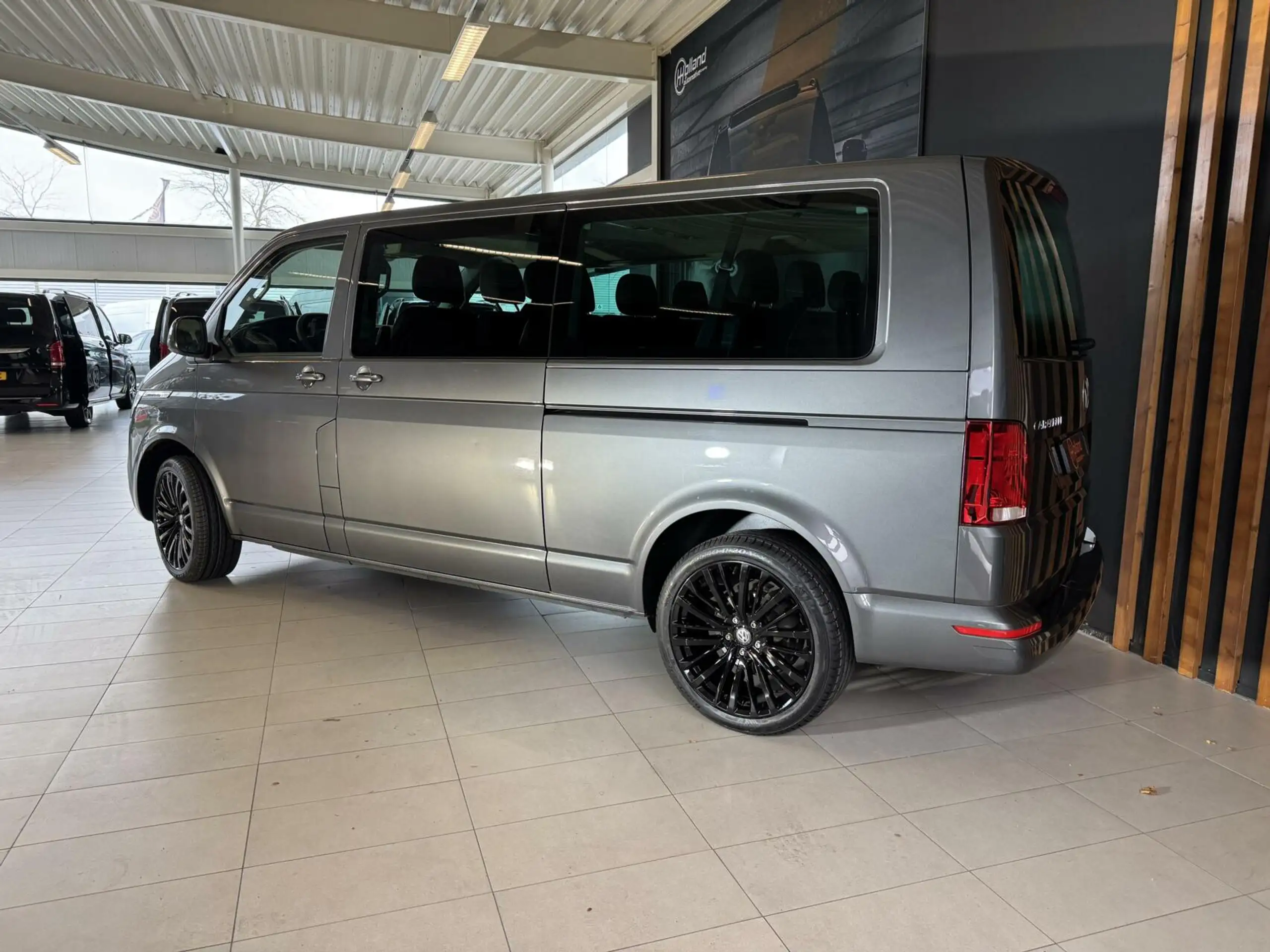 Volkswagen - T6.1 Transporter