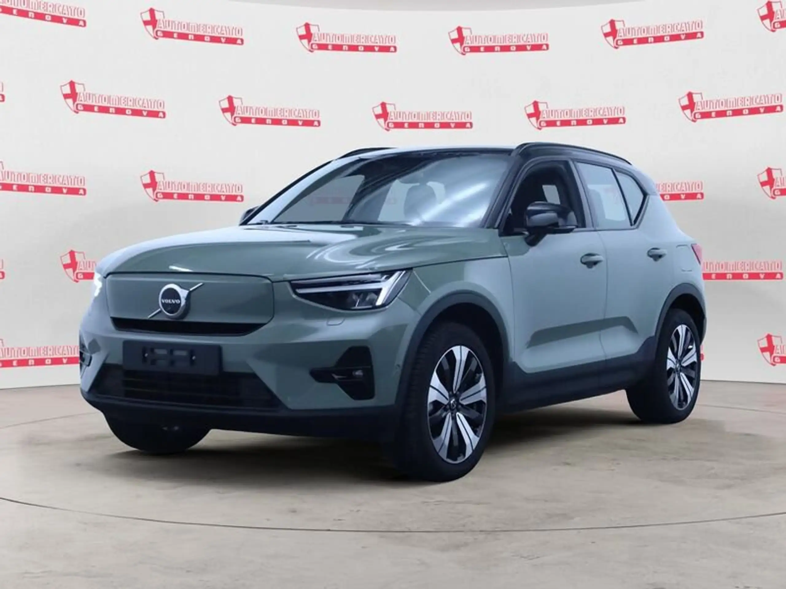 Volvo - XC40