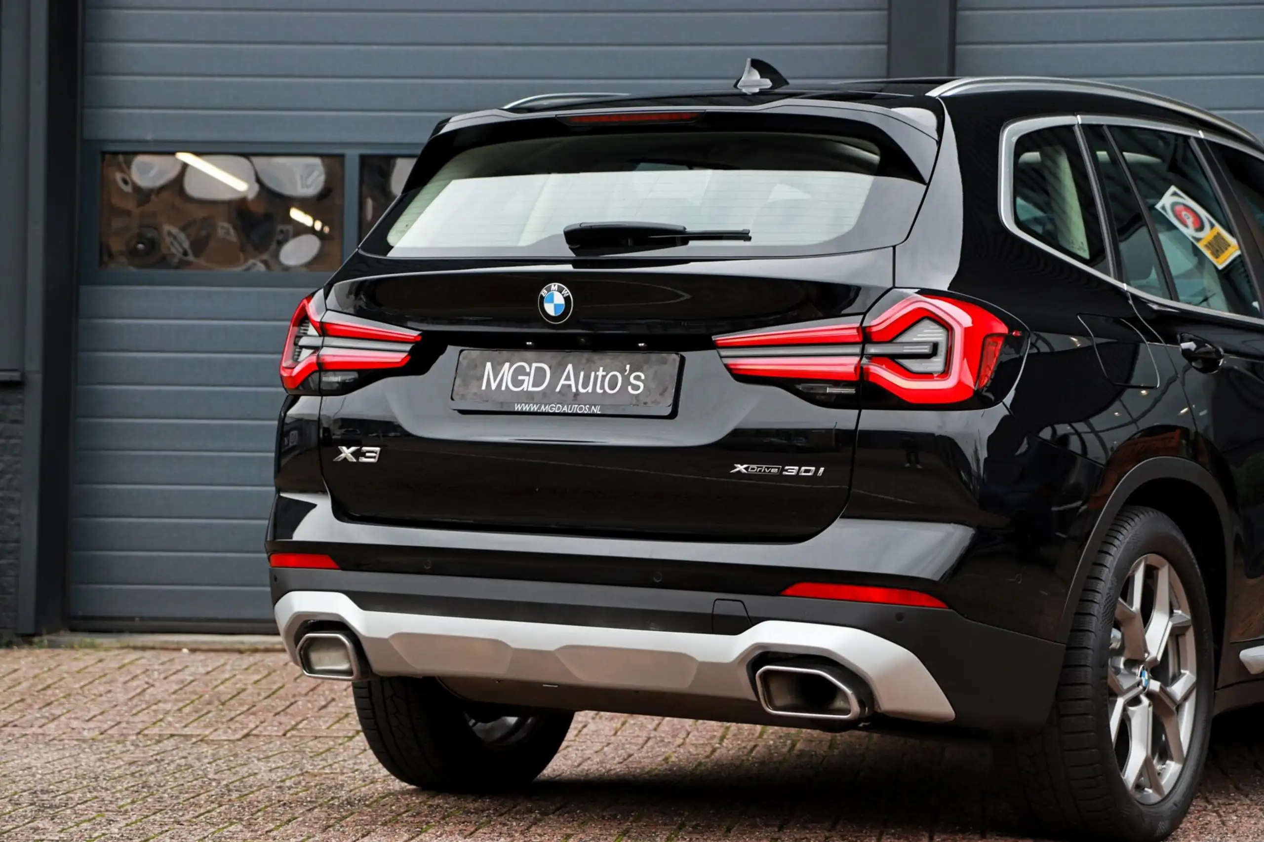 BMW - X3