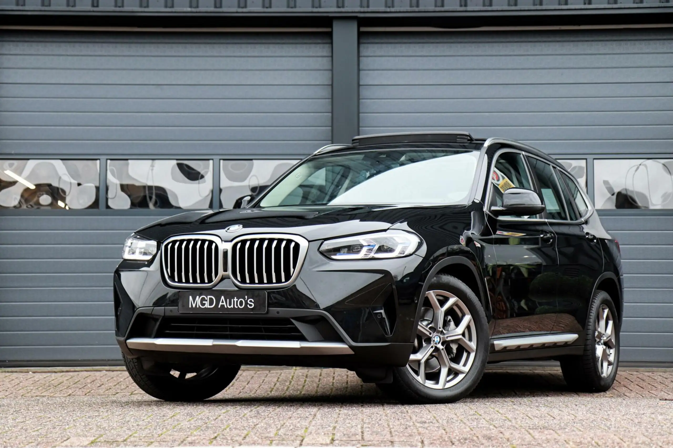 BMW - X3