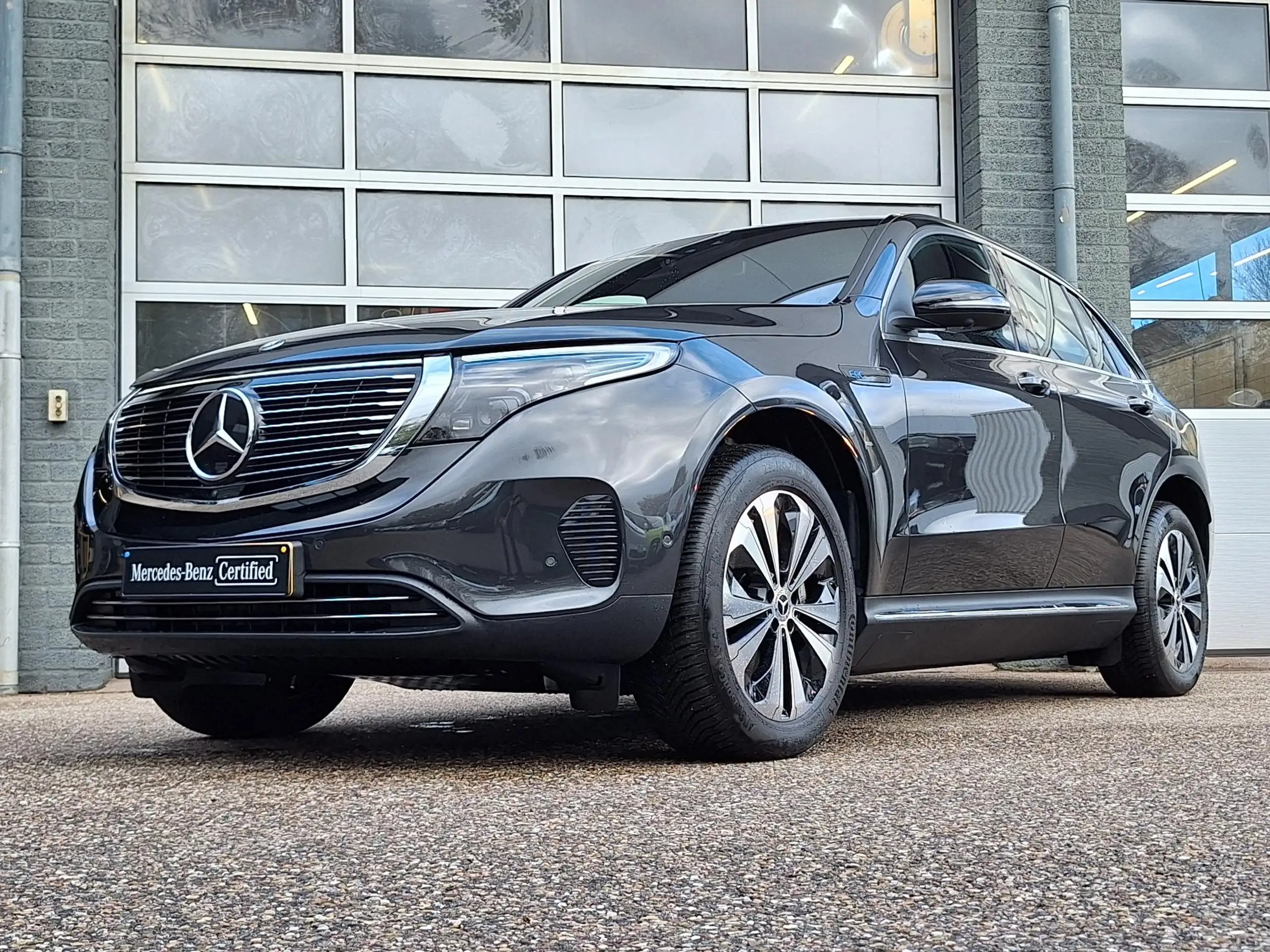 Mercedes-Benz - EQC 400