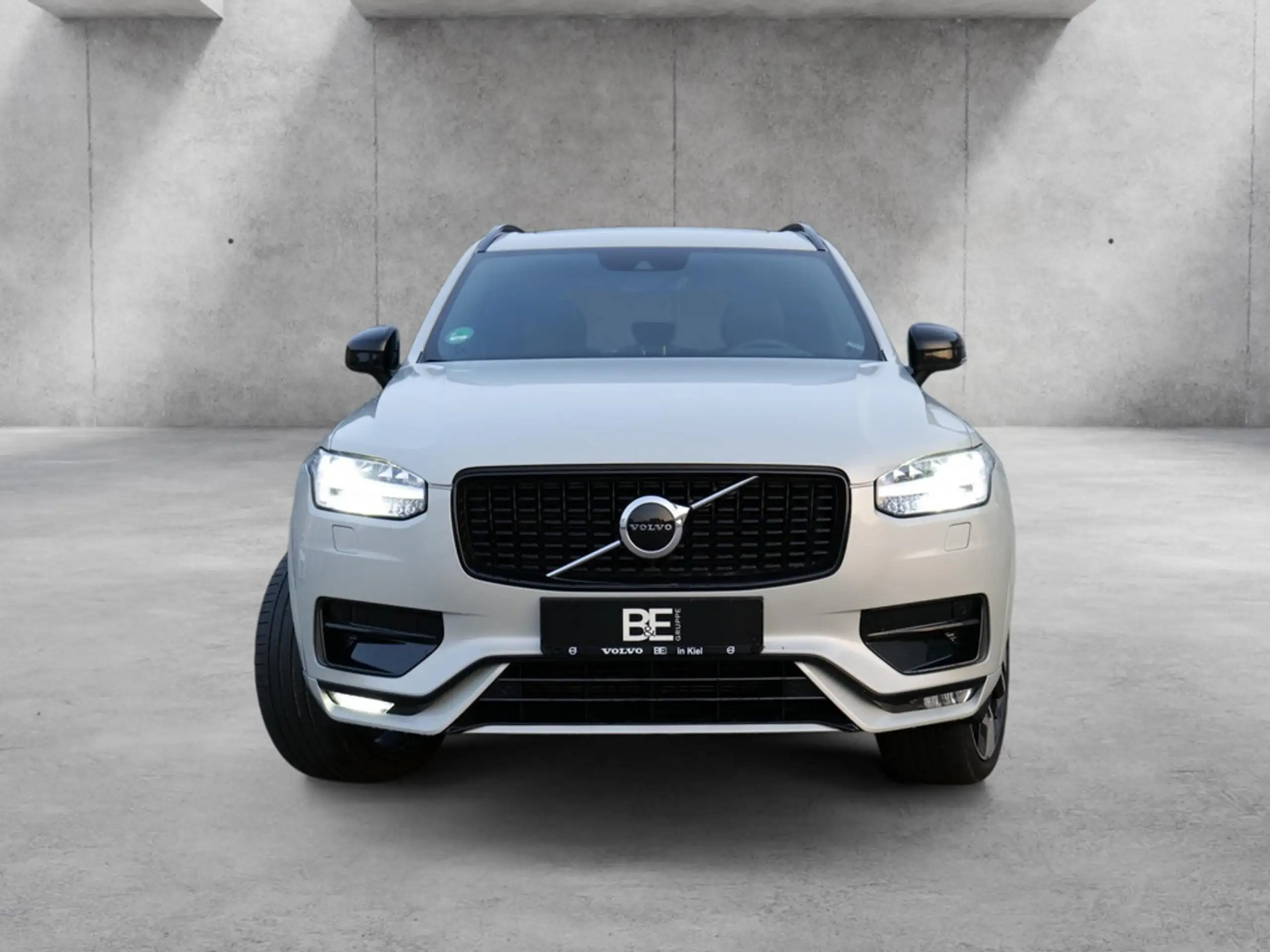 Volvo - XC90