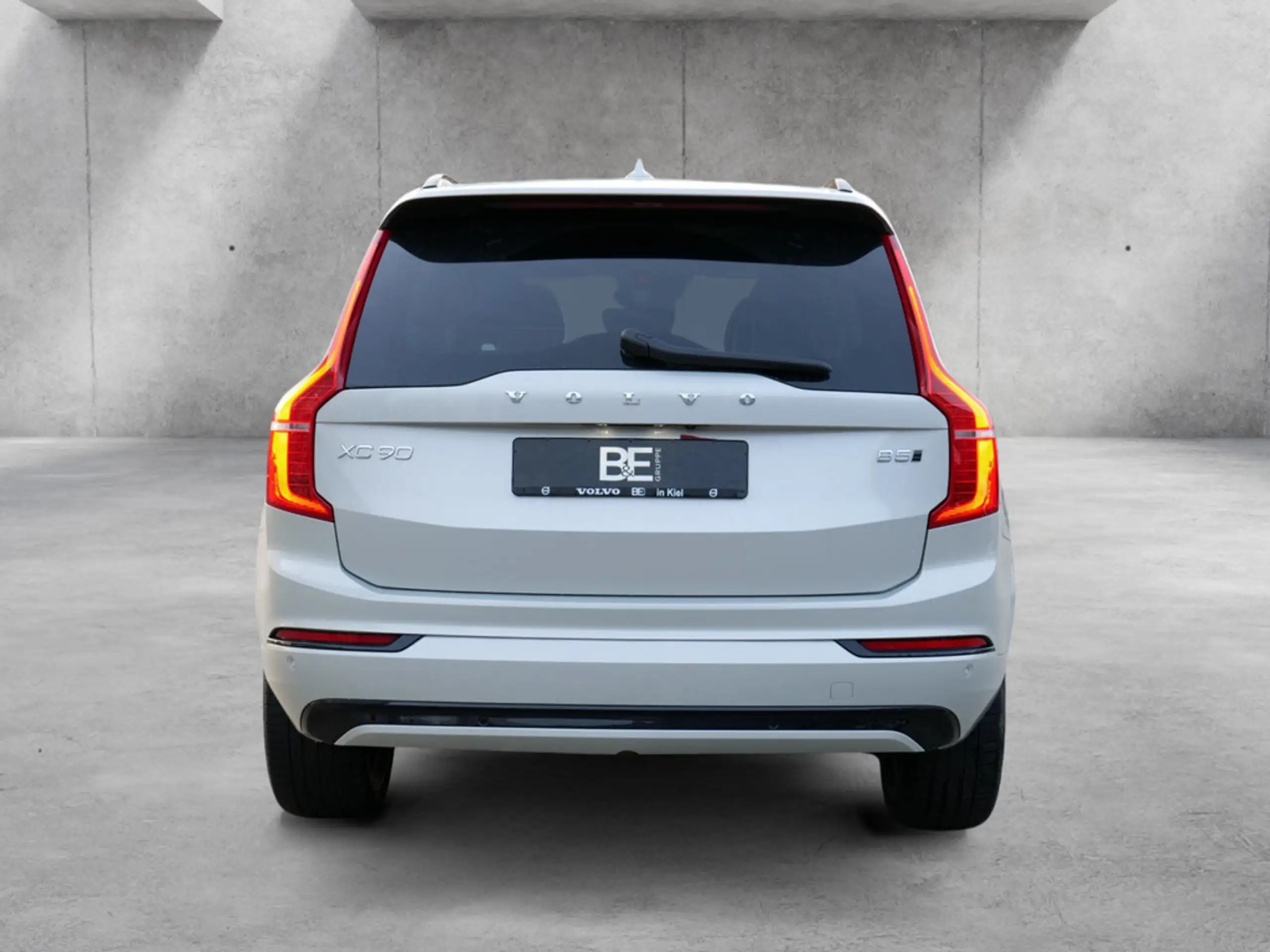 Volvo - XC90