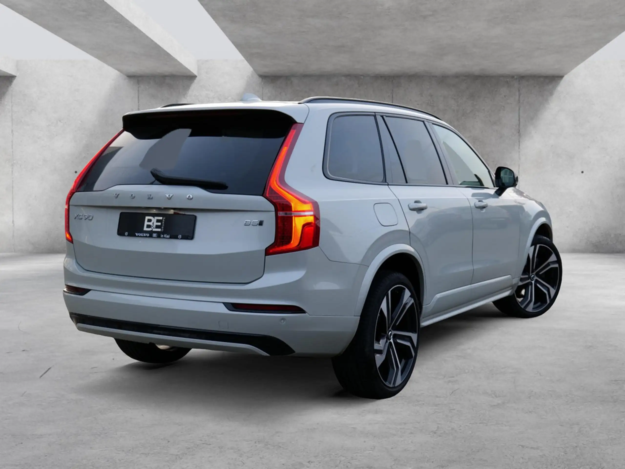 Volvo - XC90