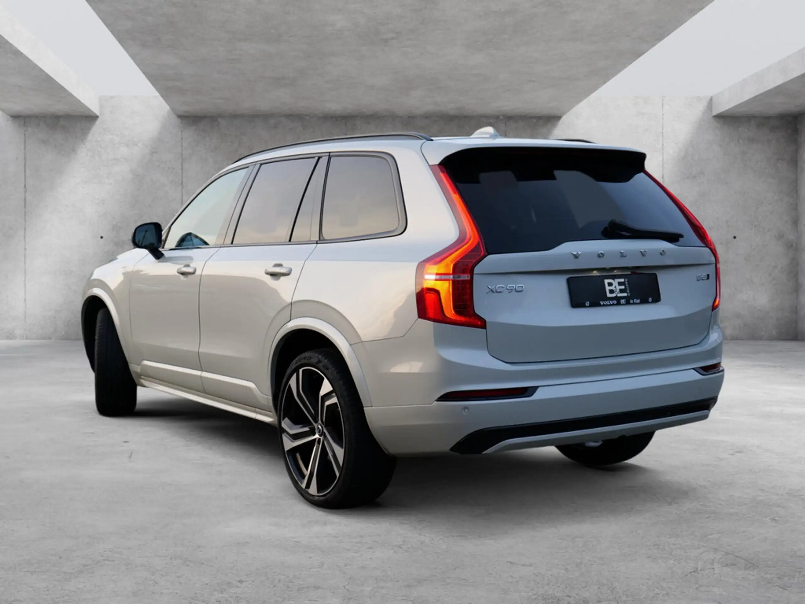 Volvo - XC90