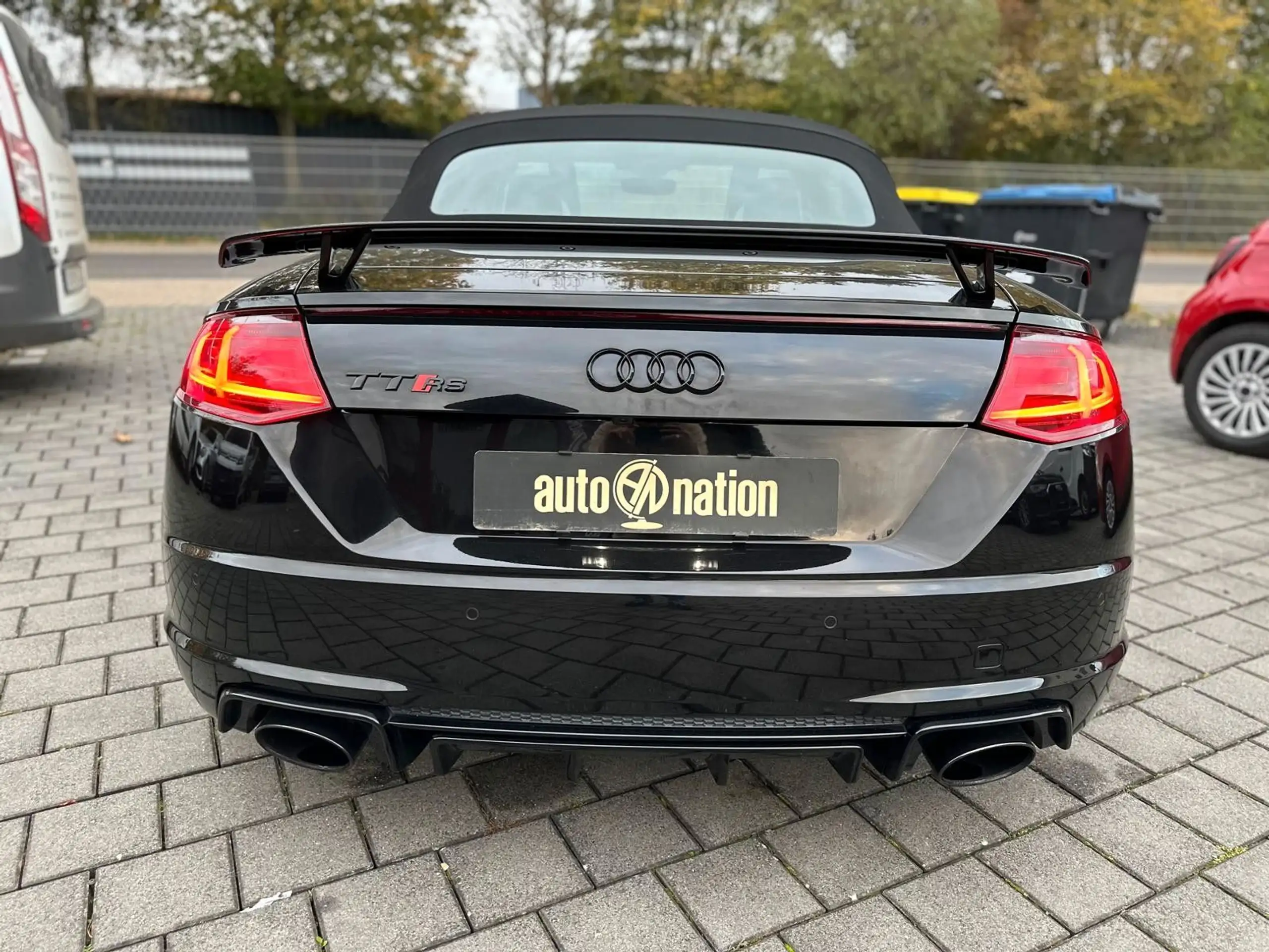 Audi - TT RS