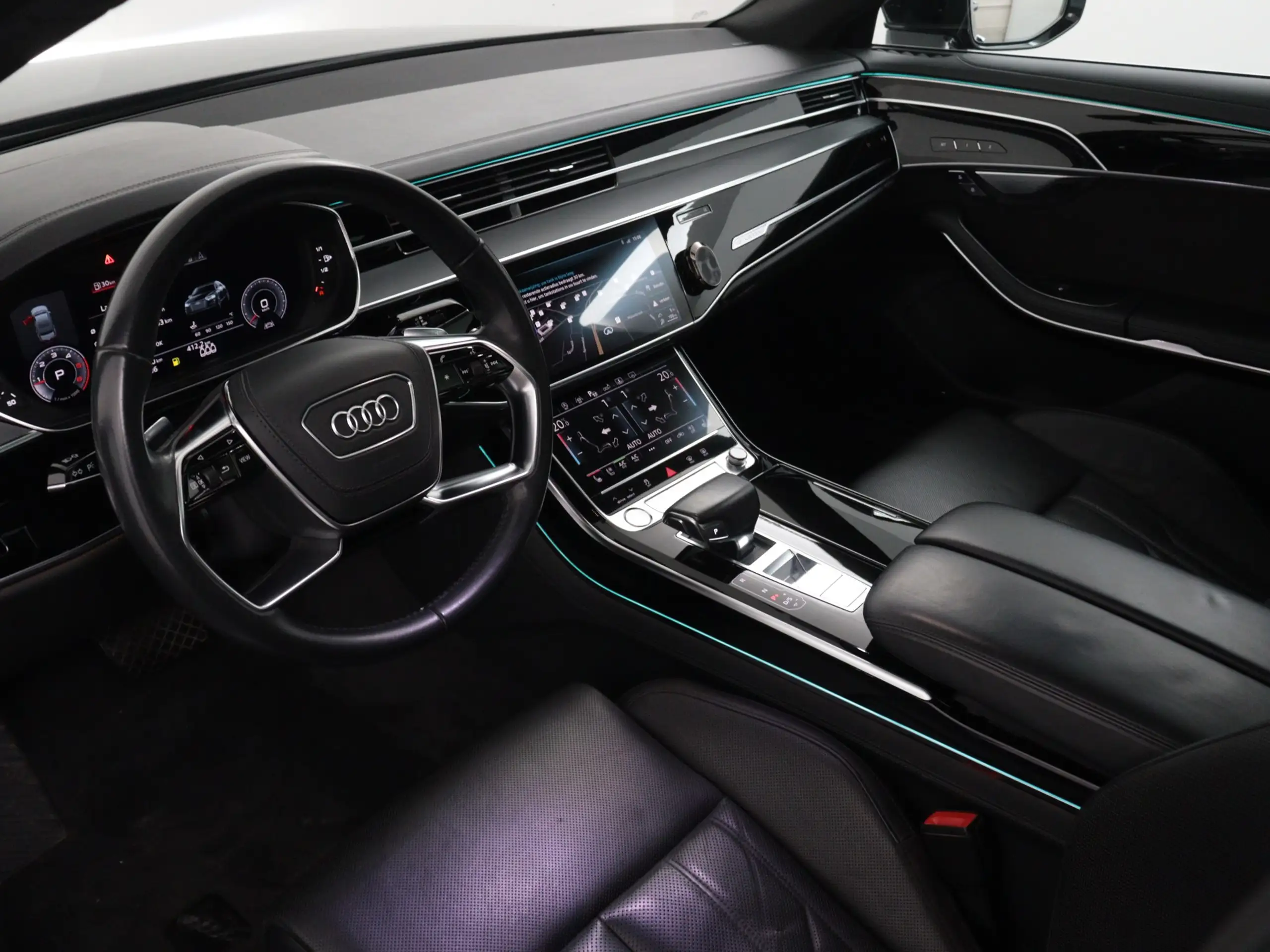 Audi - A8