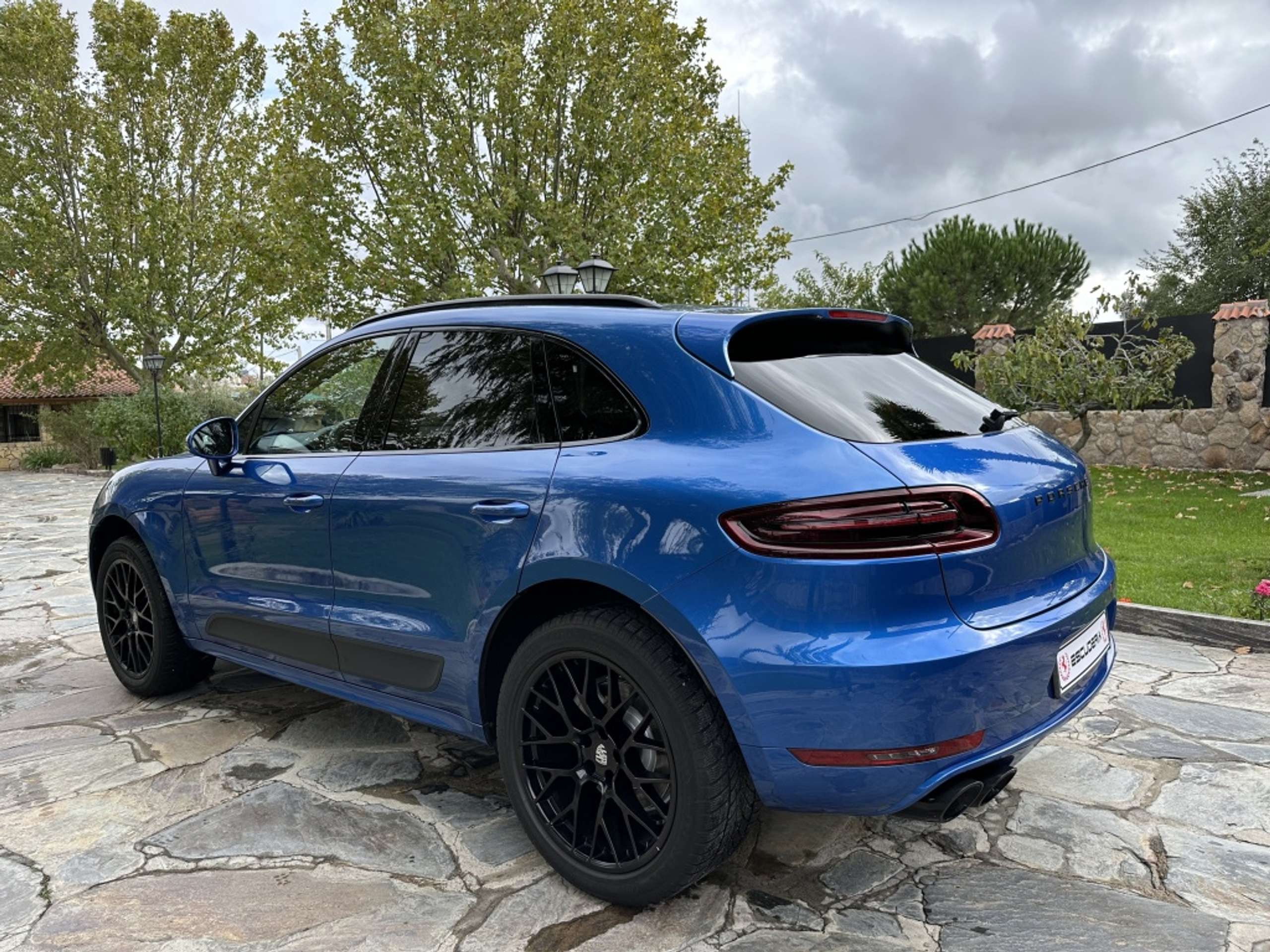 Porsche - Macan