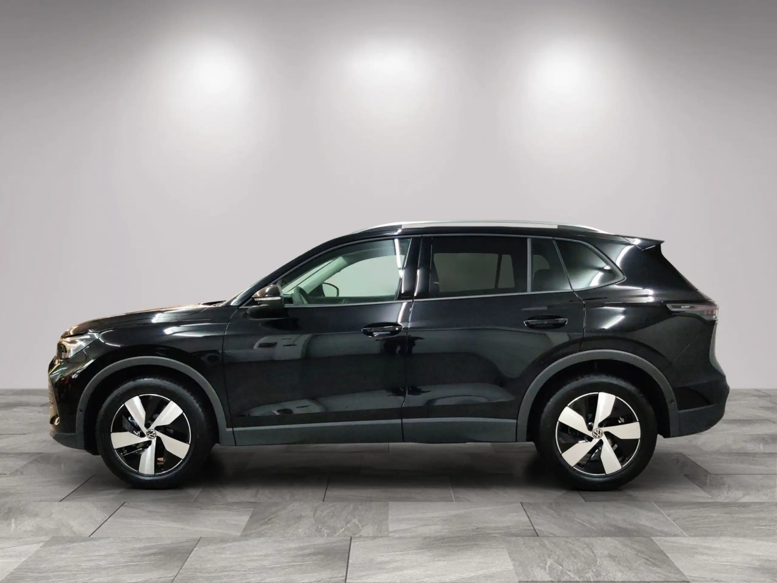 Volkswagen - Tiguan