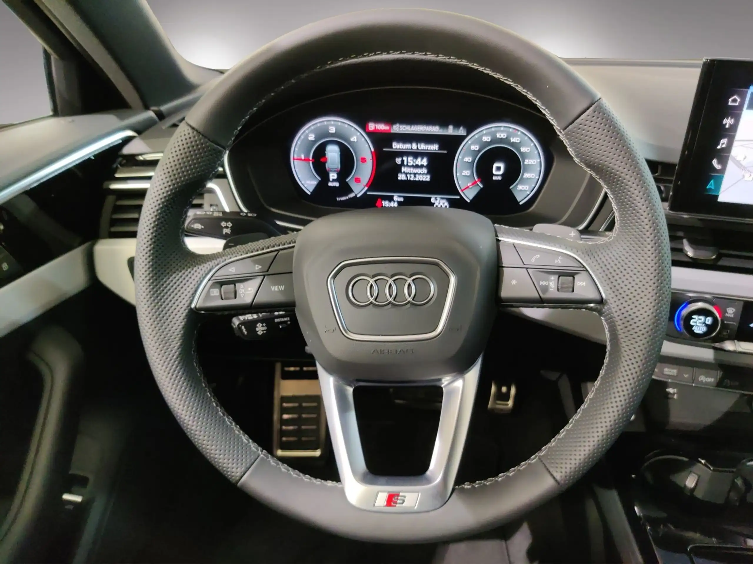 Audi - A4