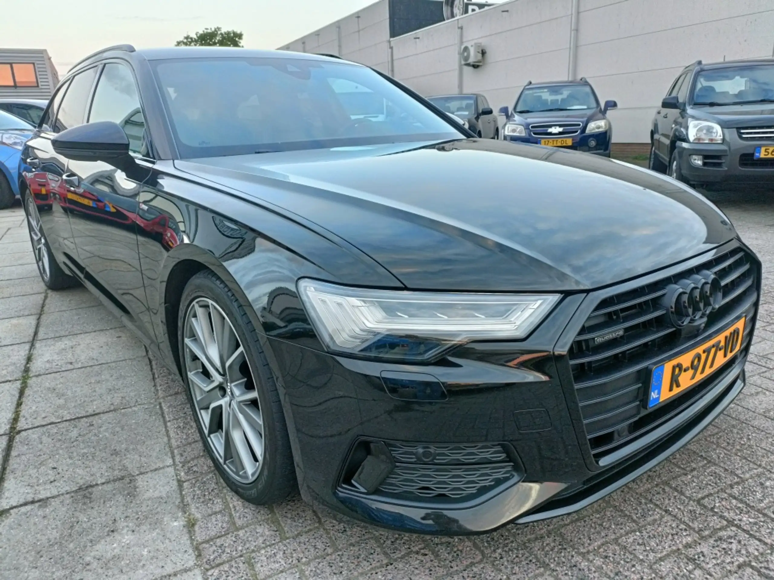 Audi - A6