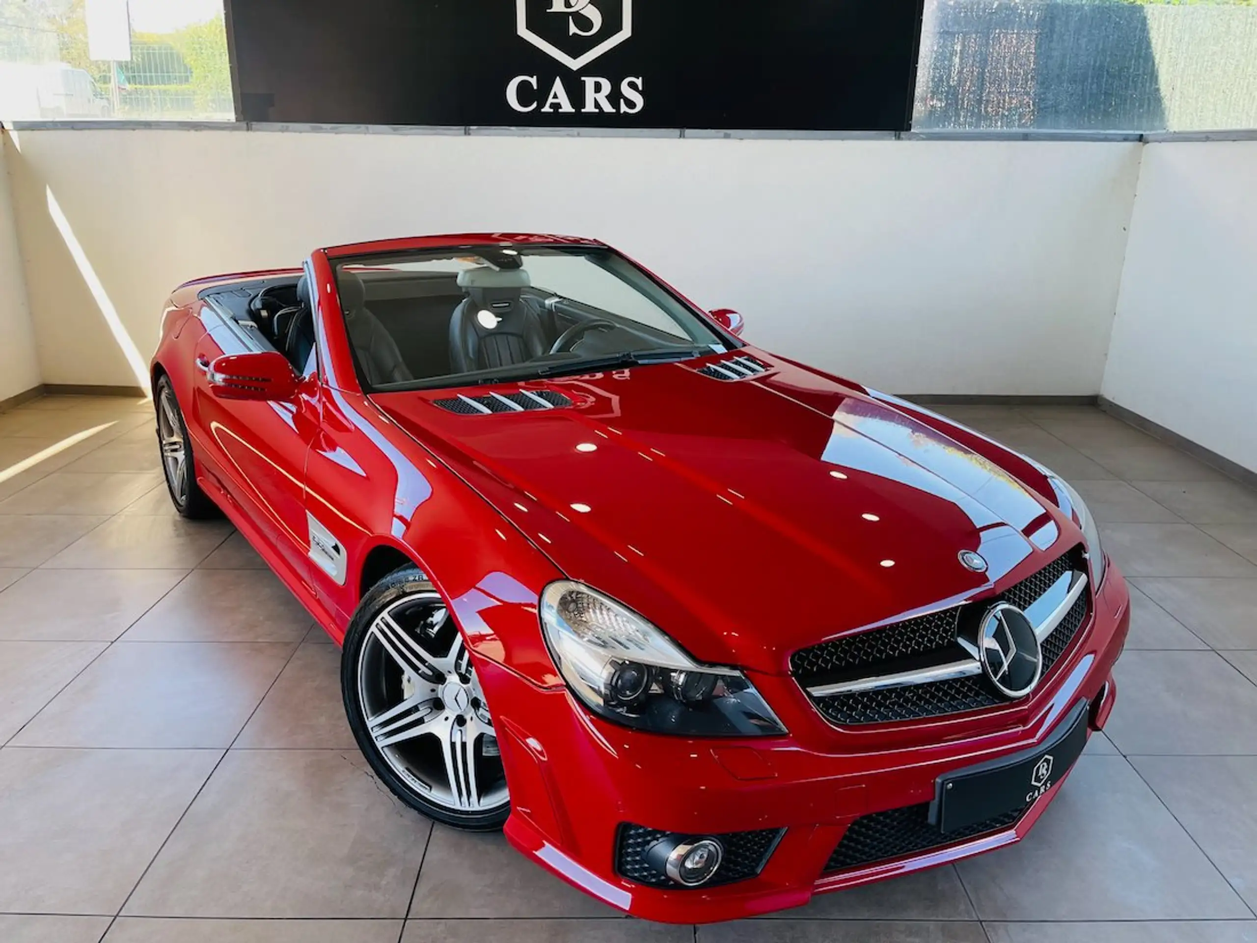 Mercedes-Benz - SL 63 AMG