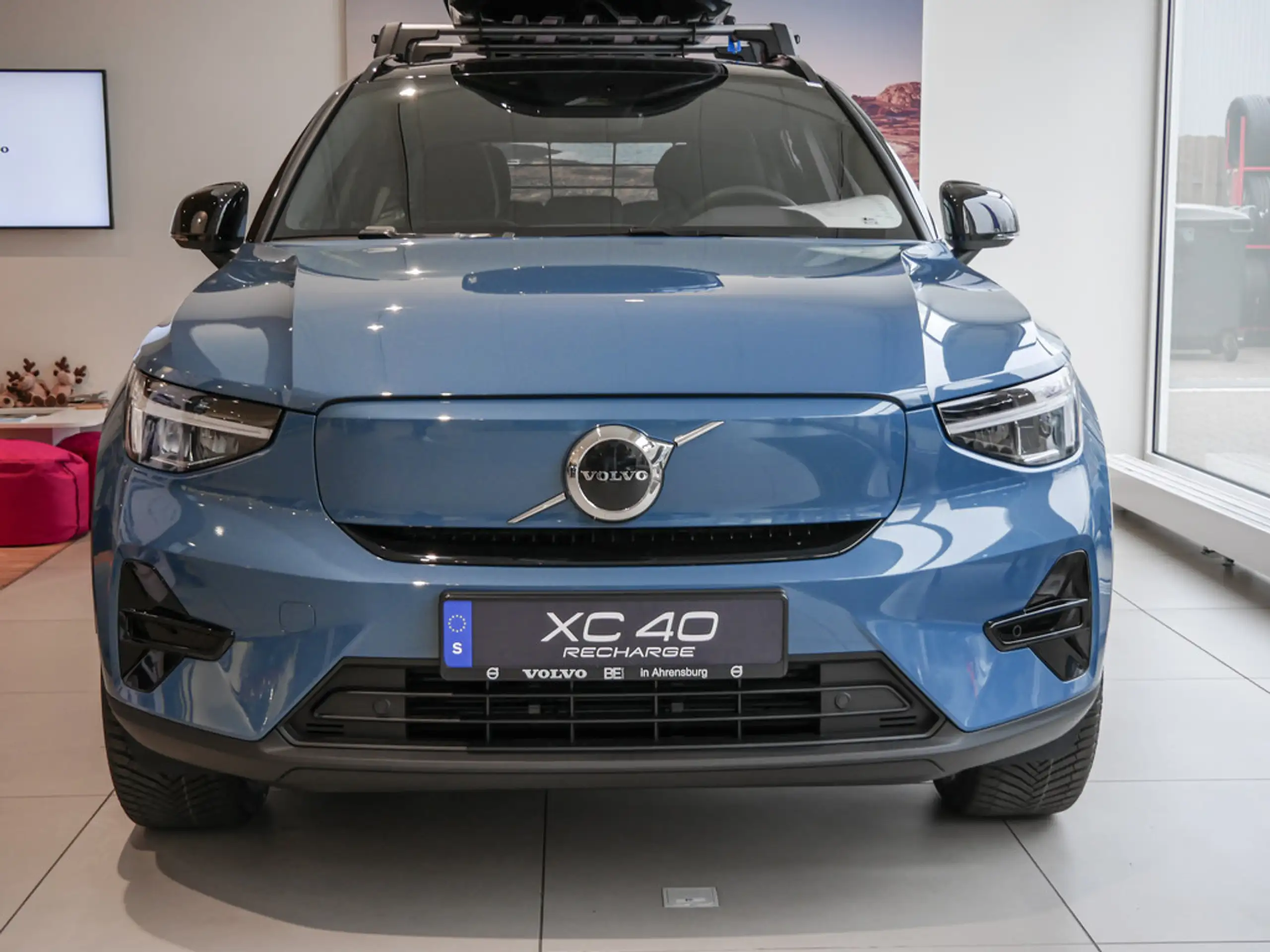 Volvo - XC40