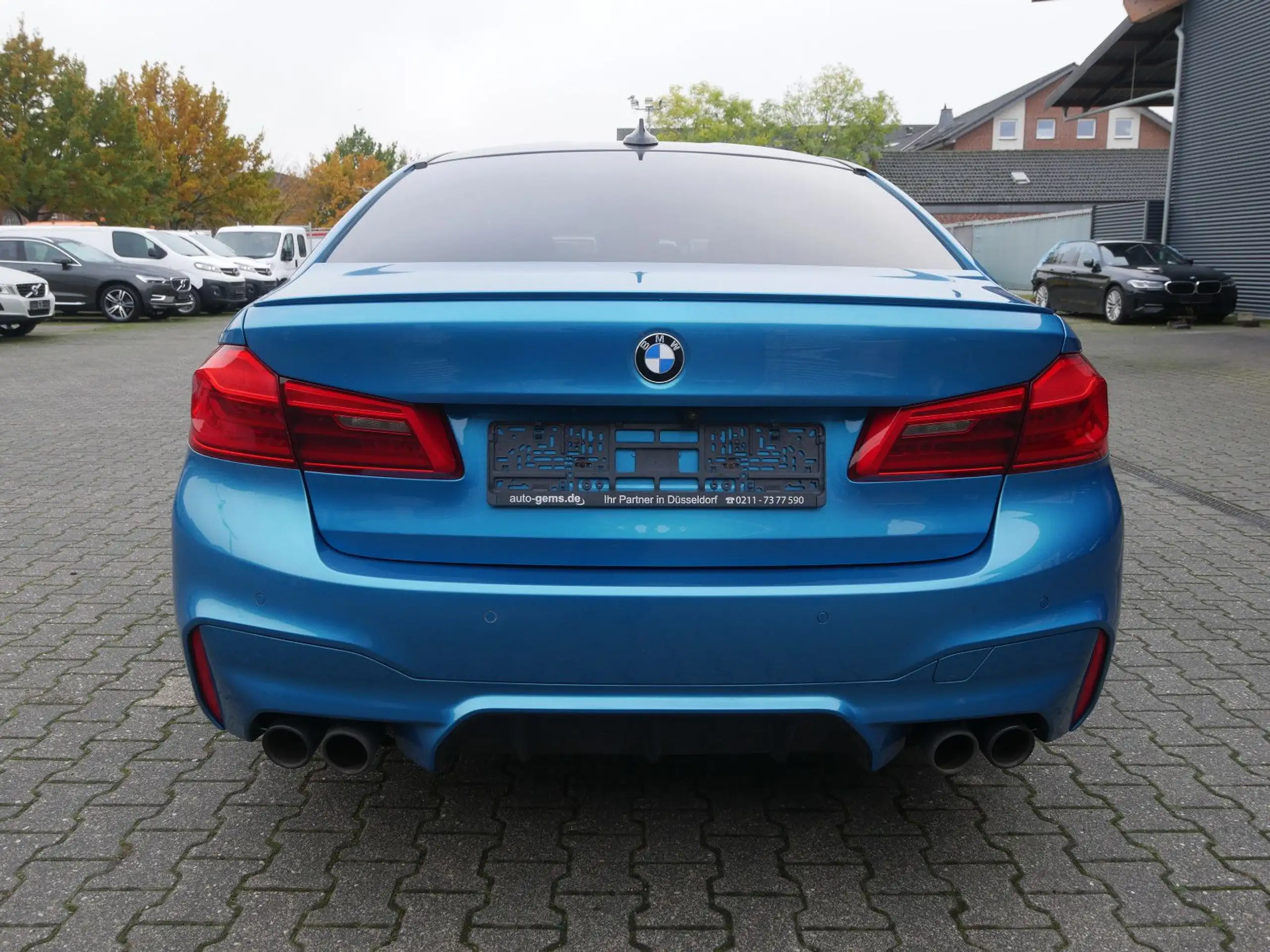 BMW - M5