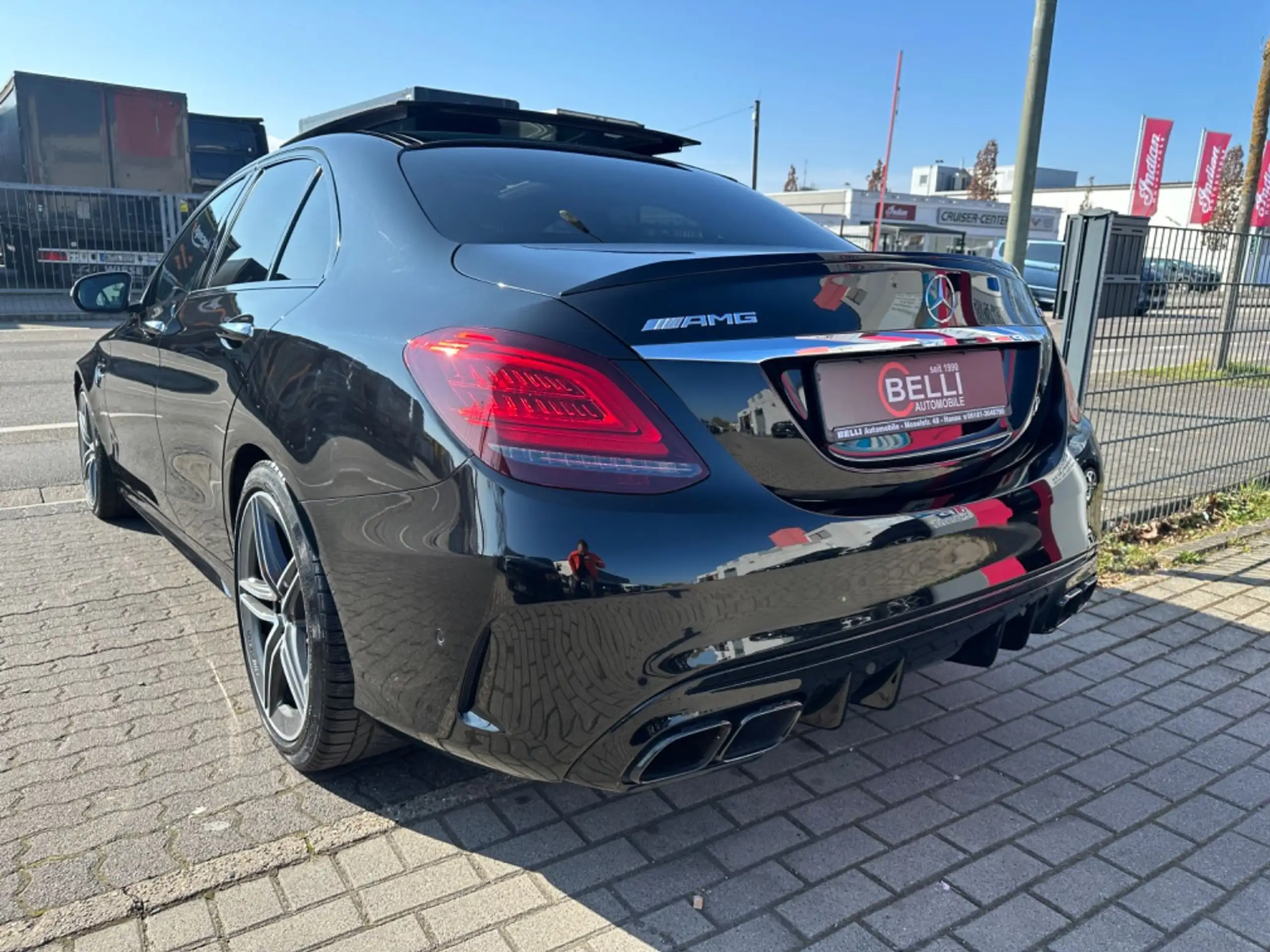 Mercedes-Benz - C 63 AMG