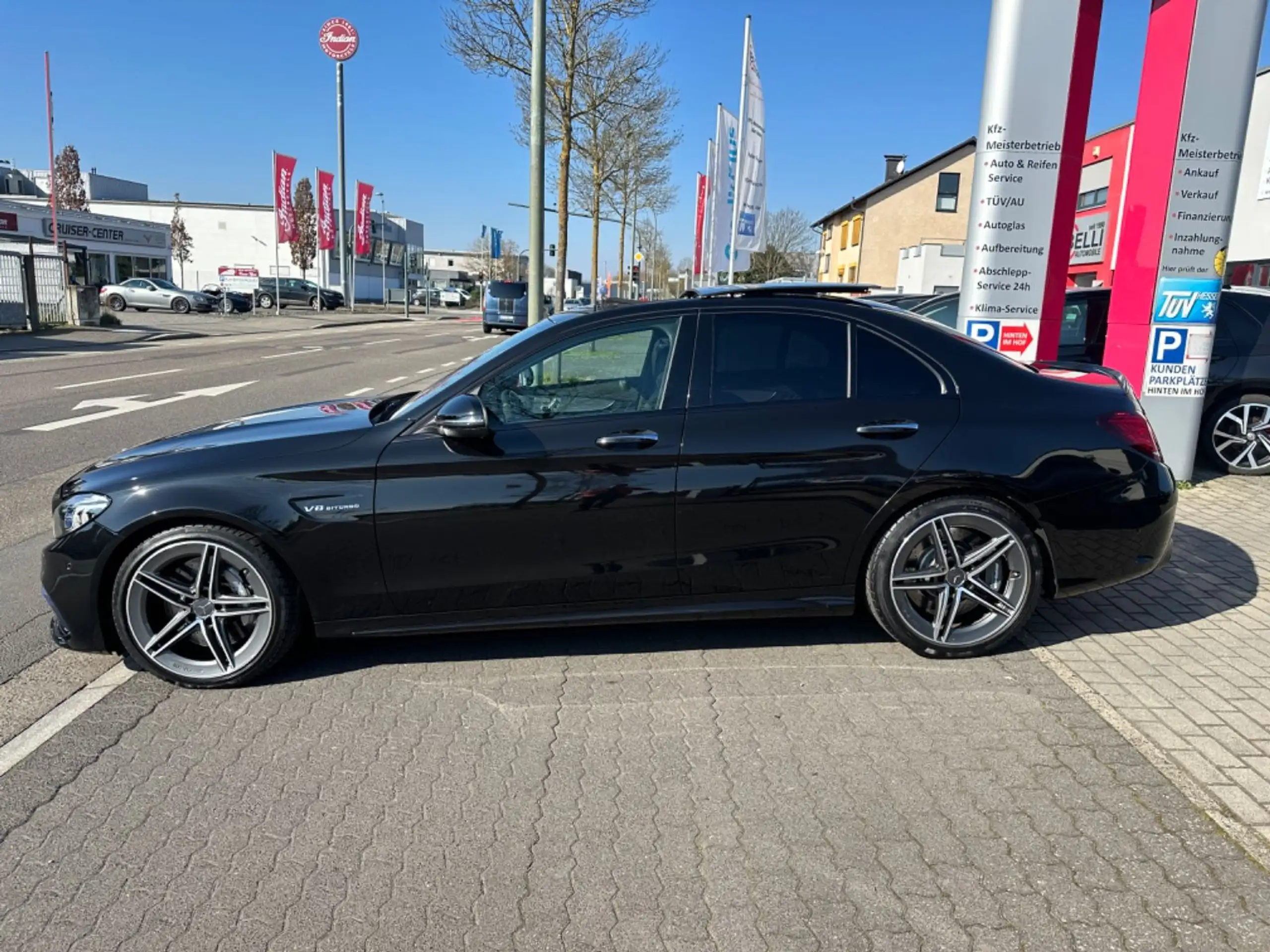 Mercedes-Benz - C 63 AMG