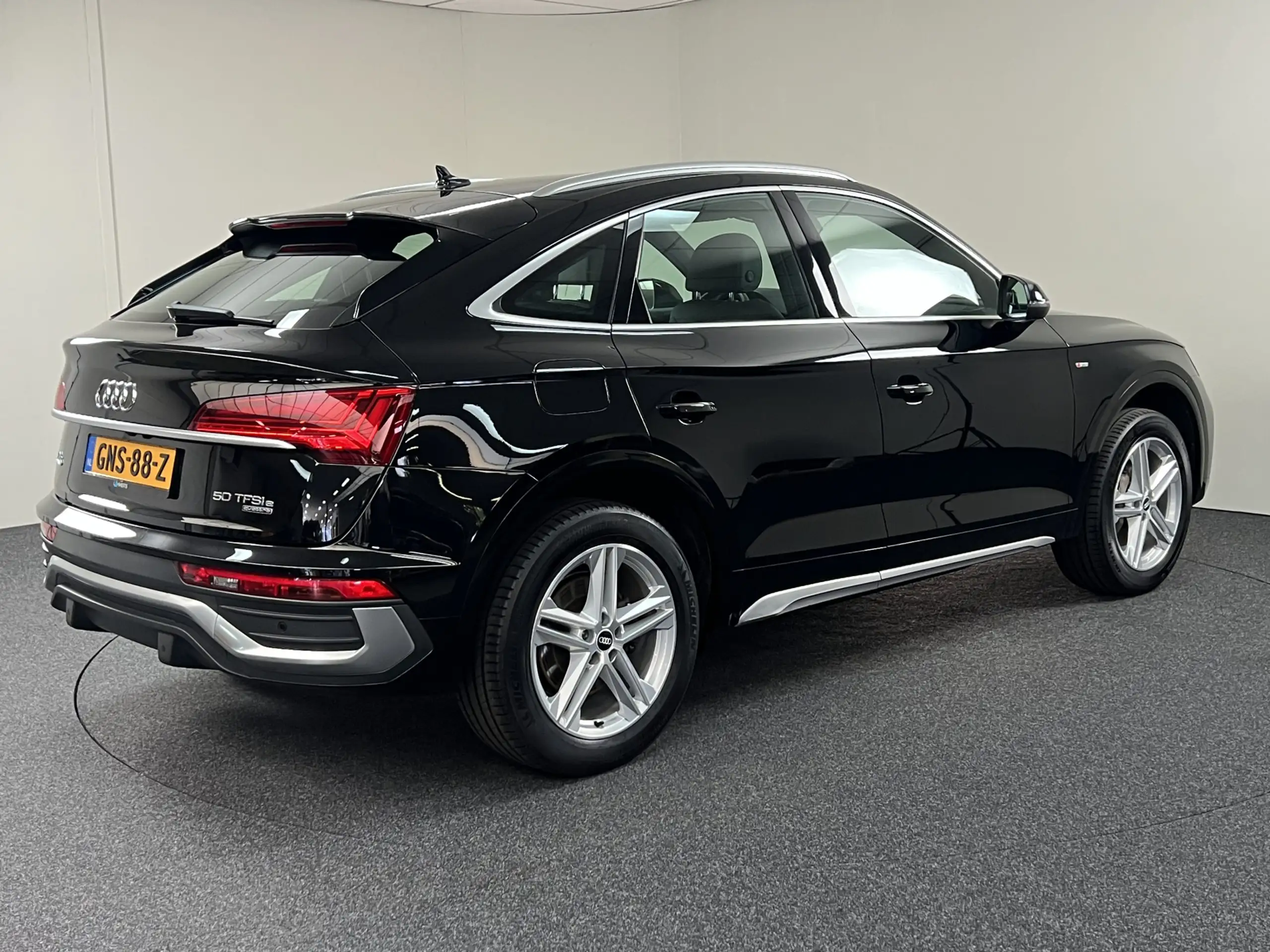 Audi - Q5