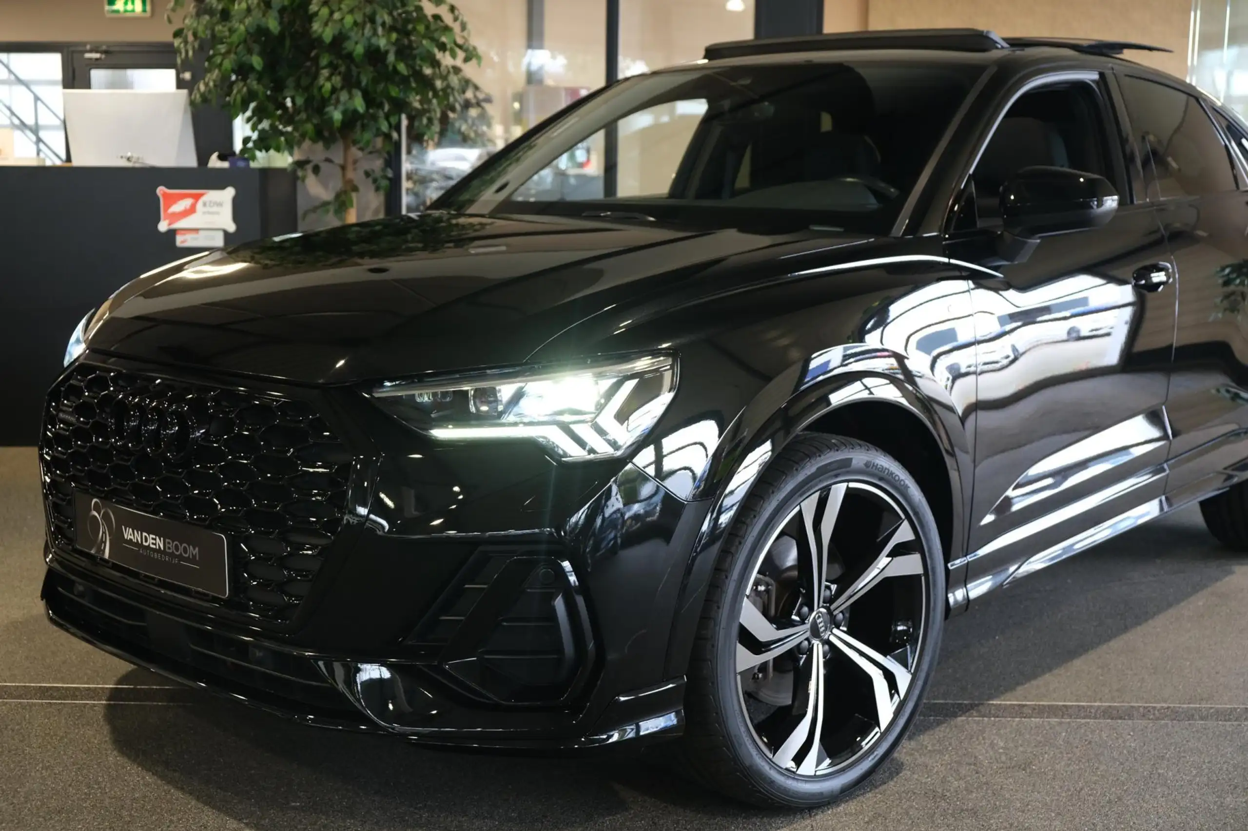 Audi - Q3