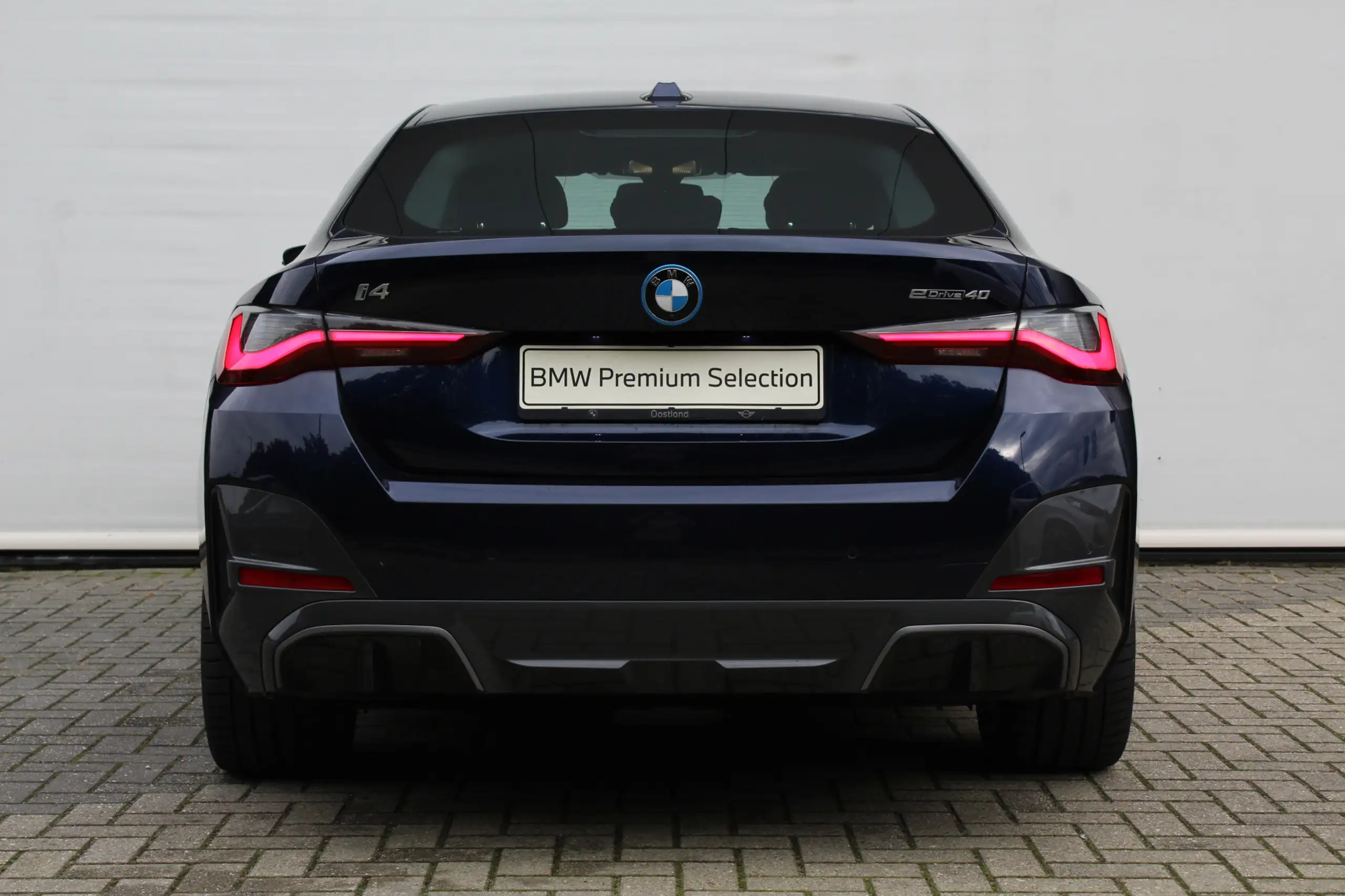 BMW - i4