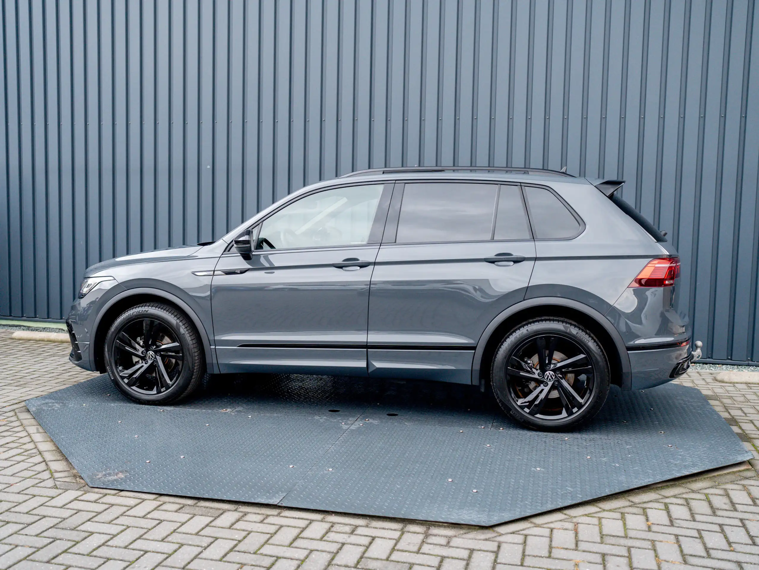 Volkswagen - Tiguan