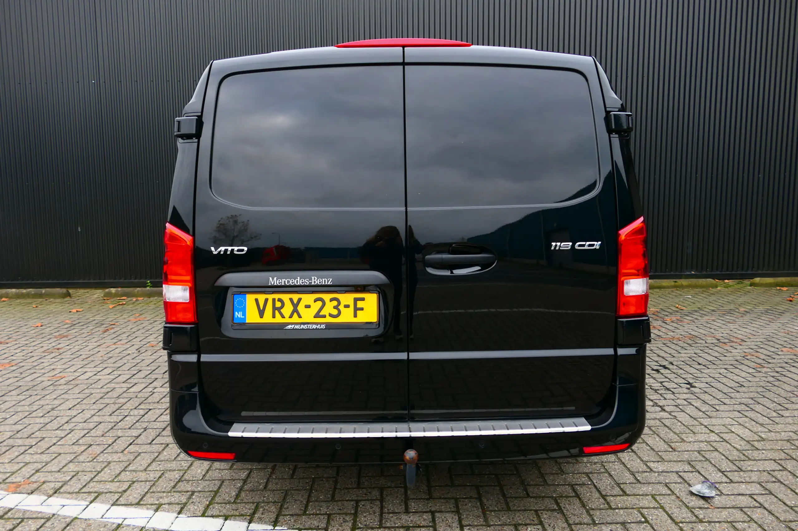 Mercedes-Benz - Vito