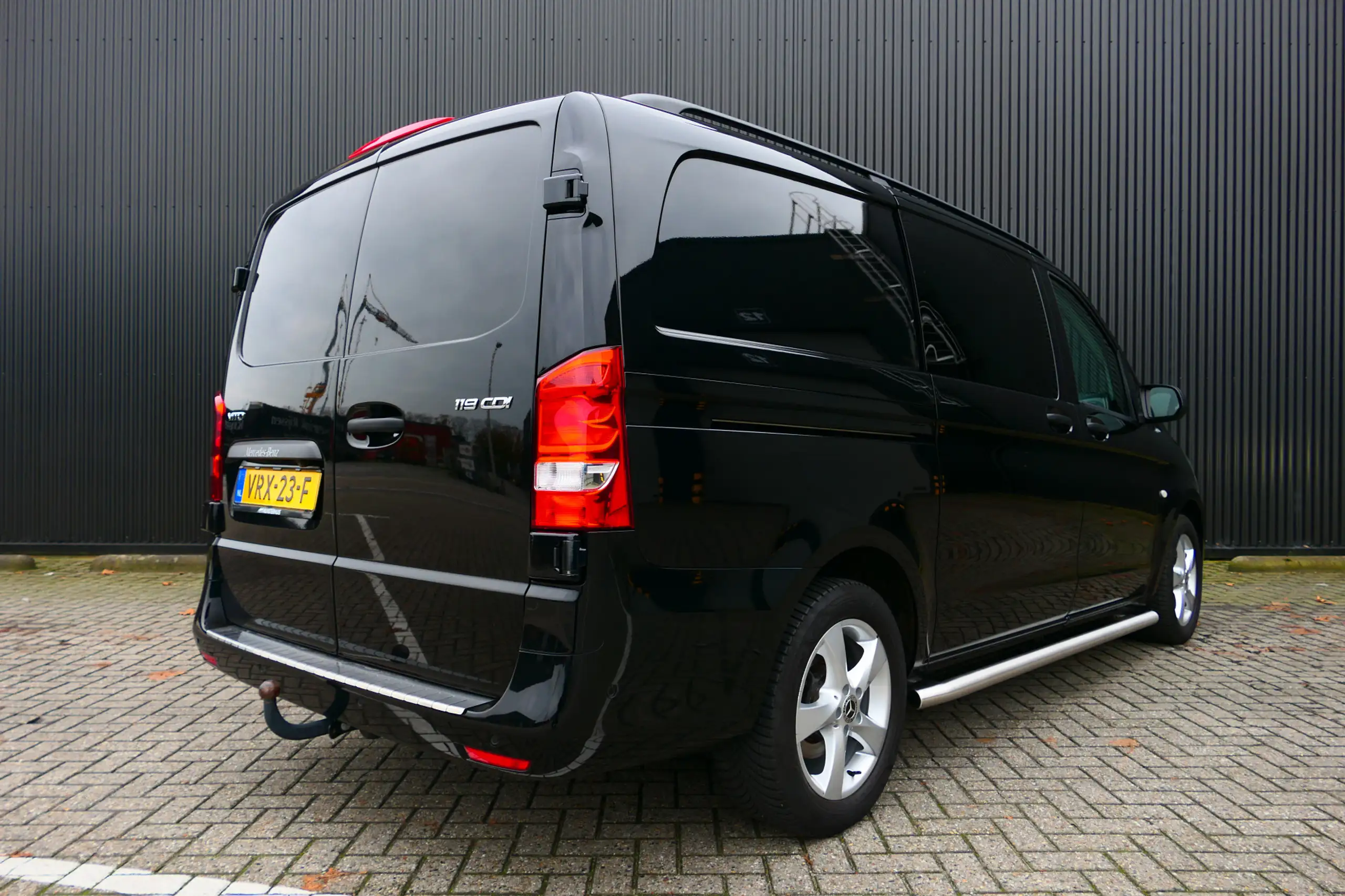 Mercedes-Benz - Vito