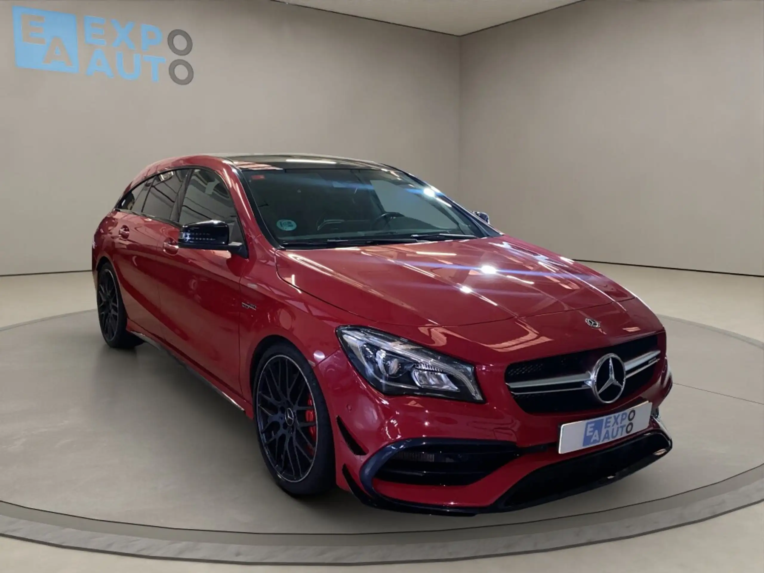 Mercedes-Benz - CLA 45 AMG