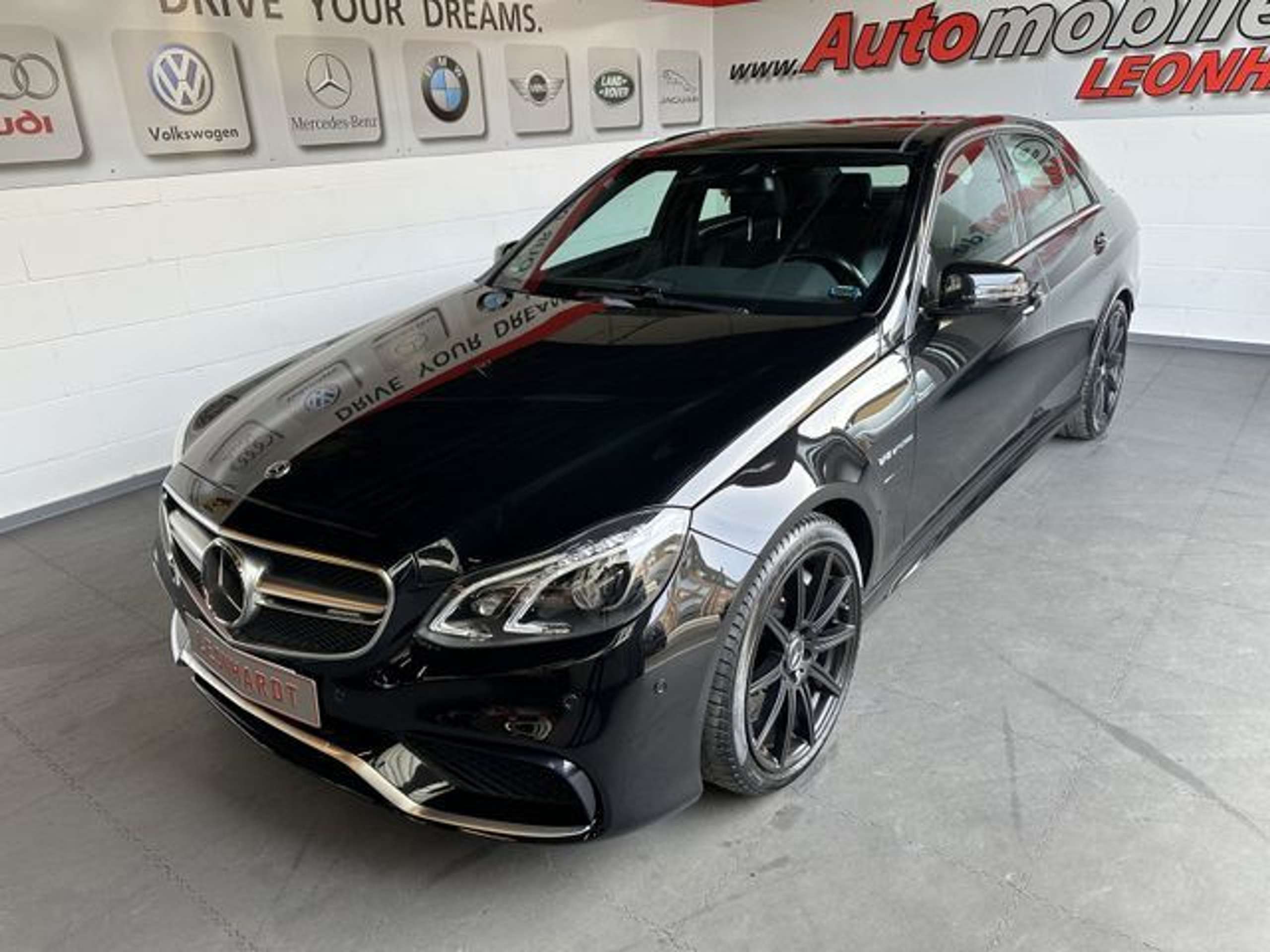 Mercedes-Benz - E 63 AMG