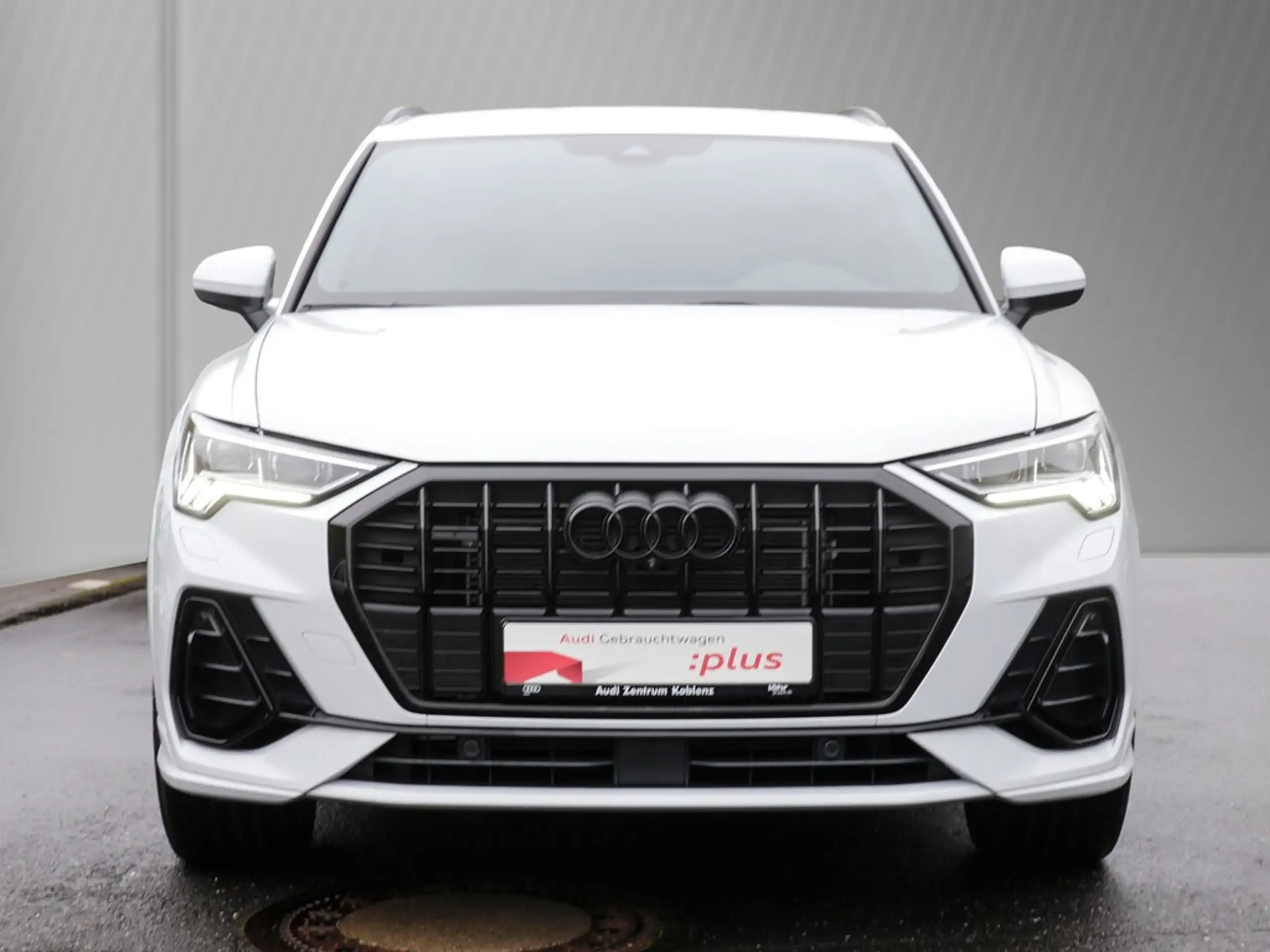 Audi - Q3