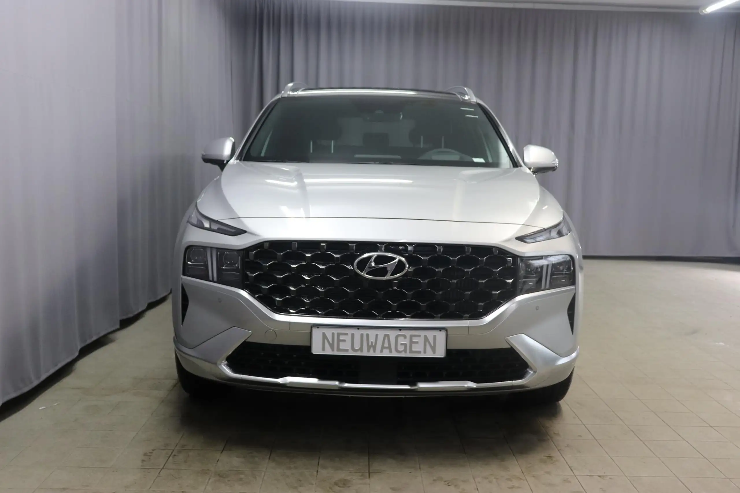 Hyundai - SANTA FE