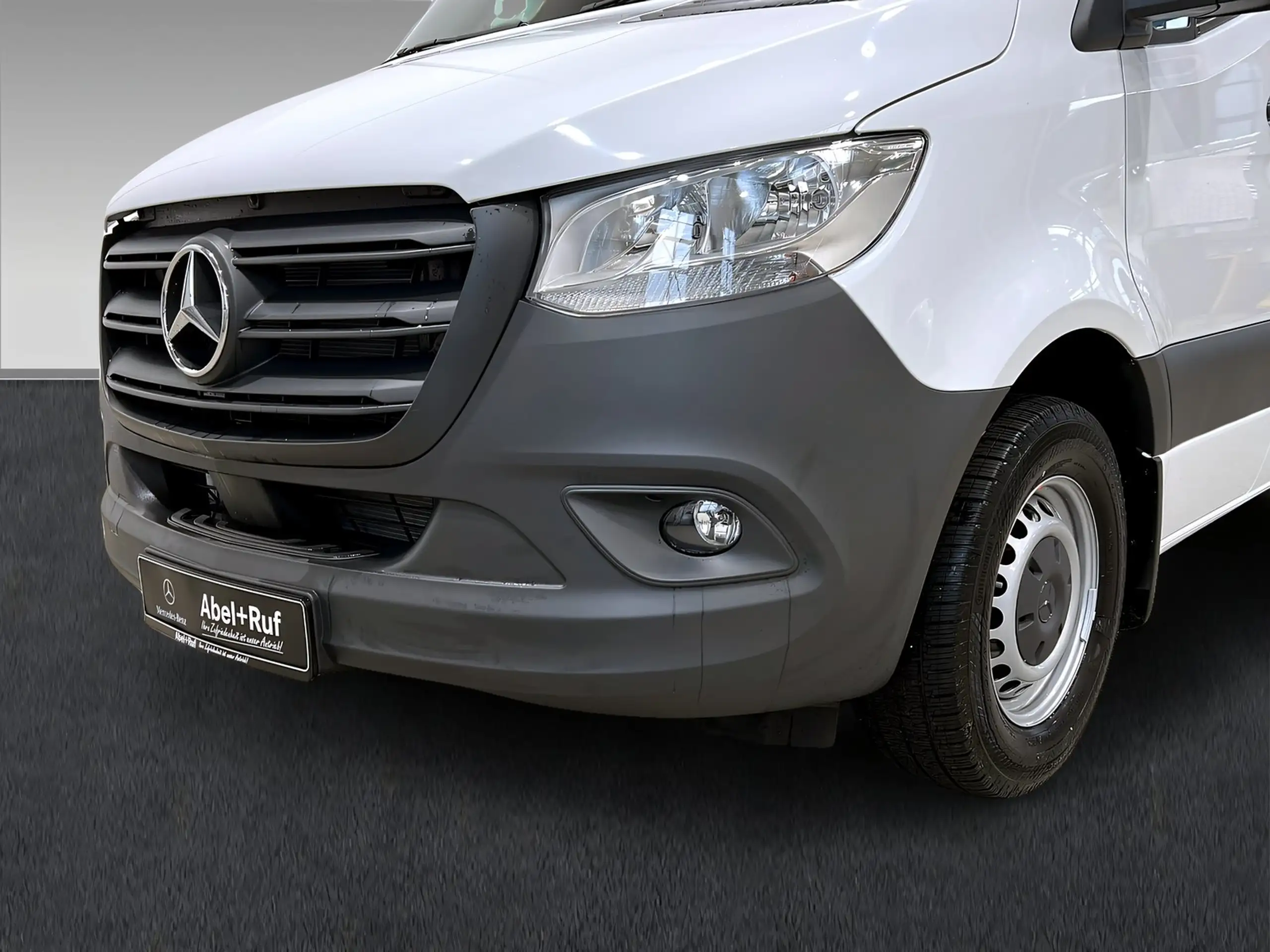 Mercedes-Benz - Sprinter