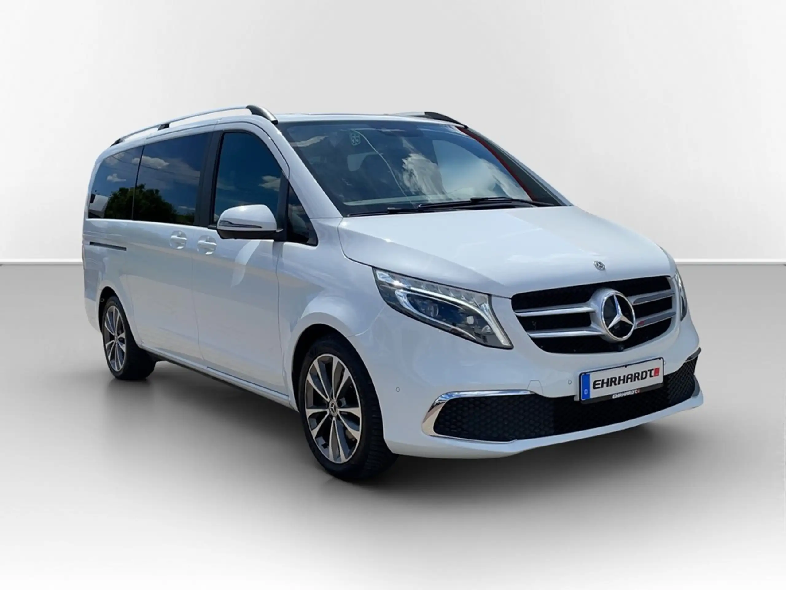 Mercedes-Benz - V 250