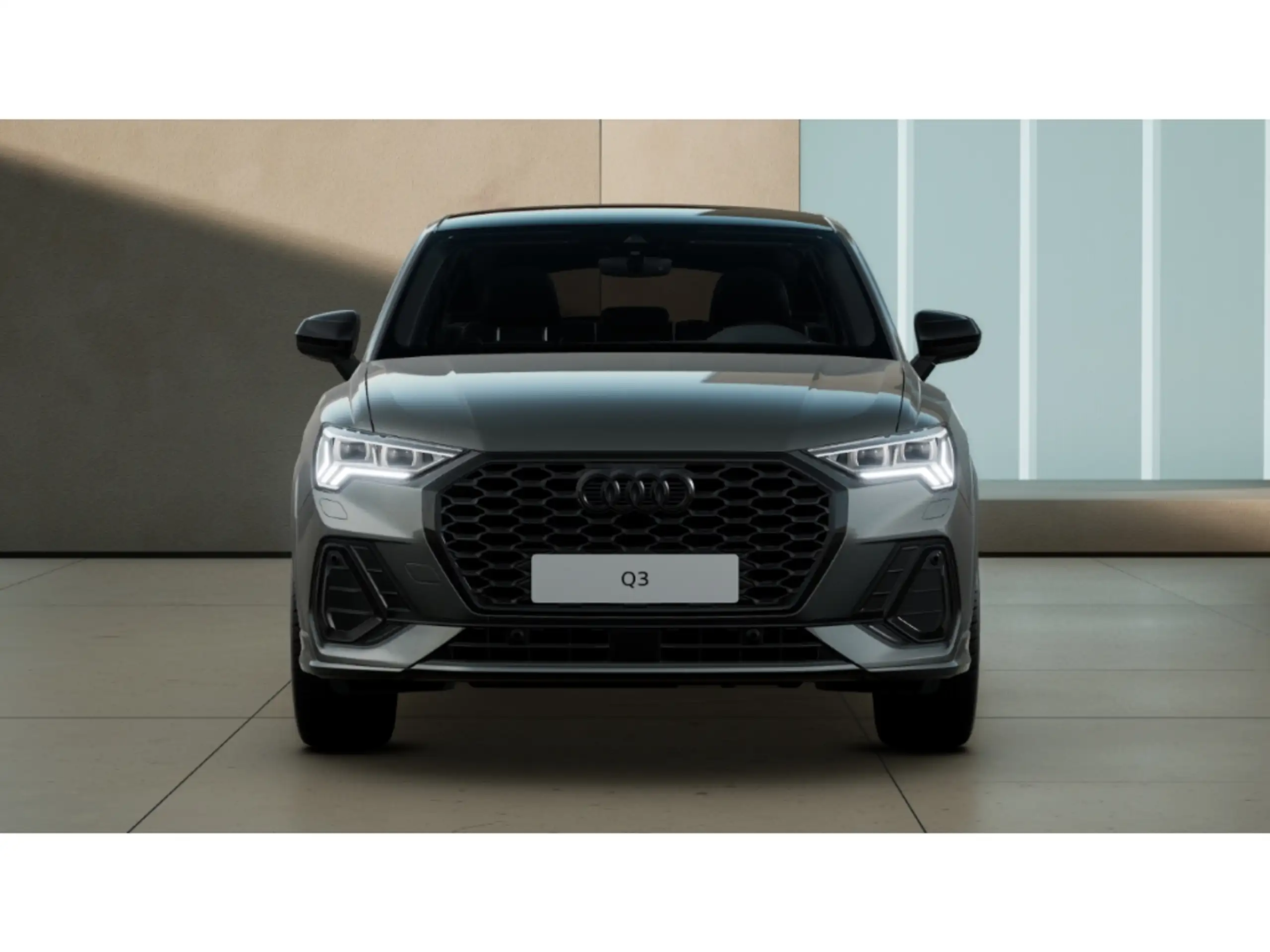 Audi - Q3