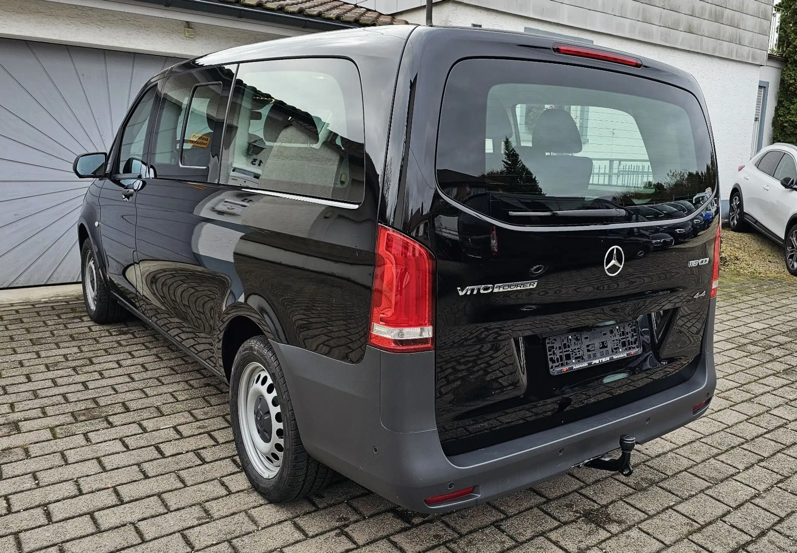 Mercedes-Benz - Vito