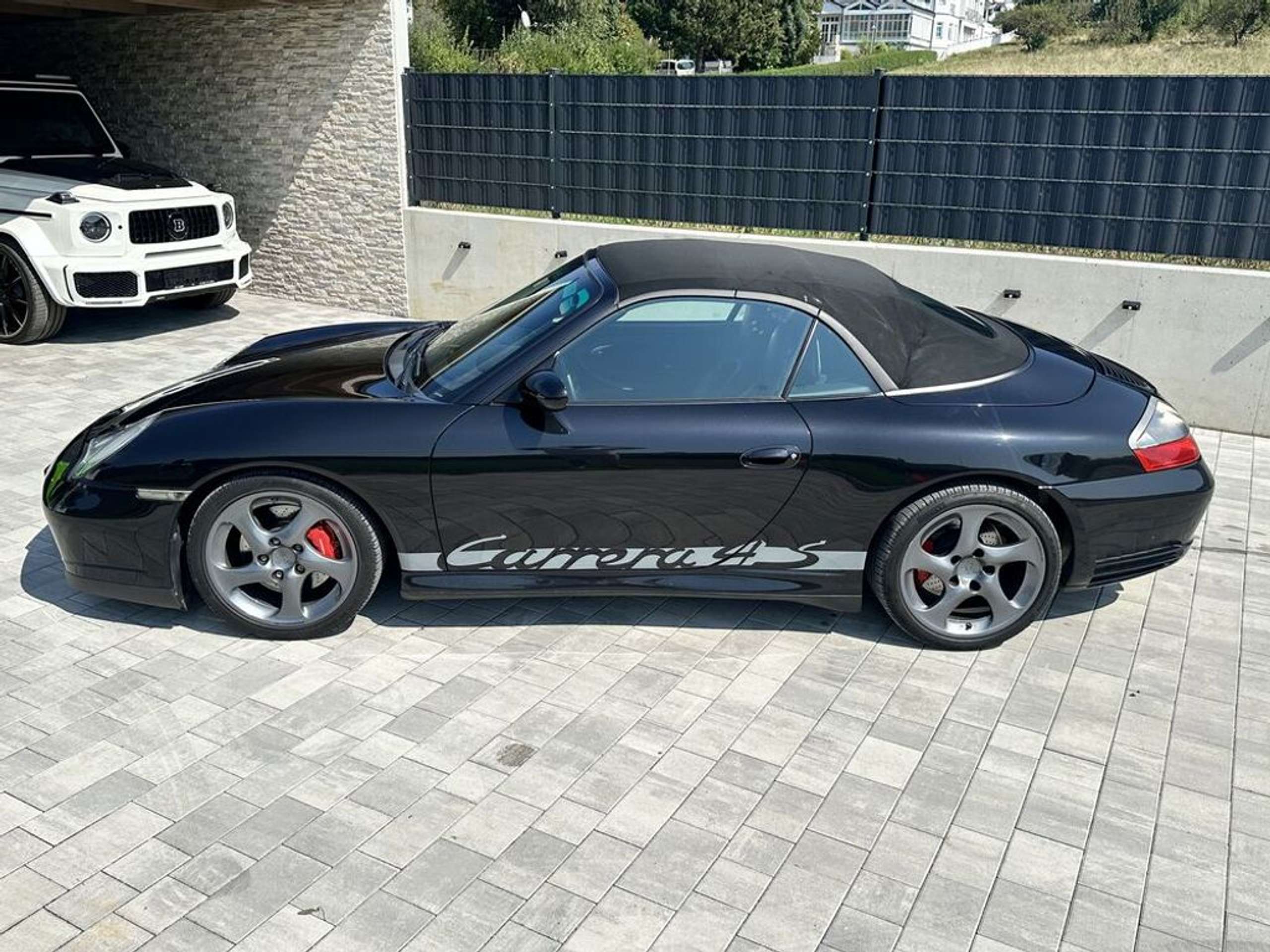 Porsche - 911