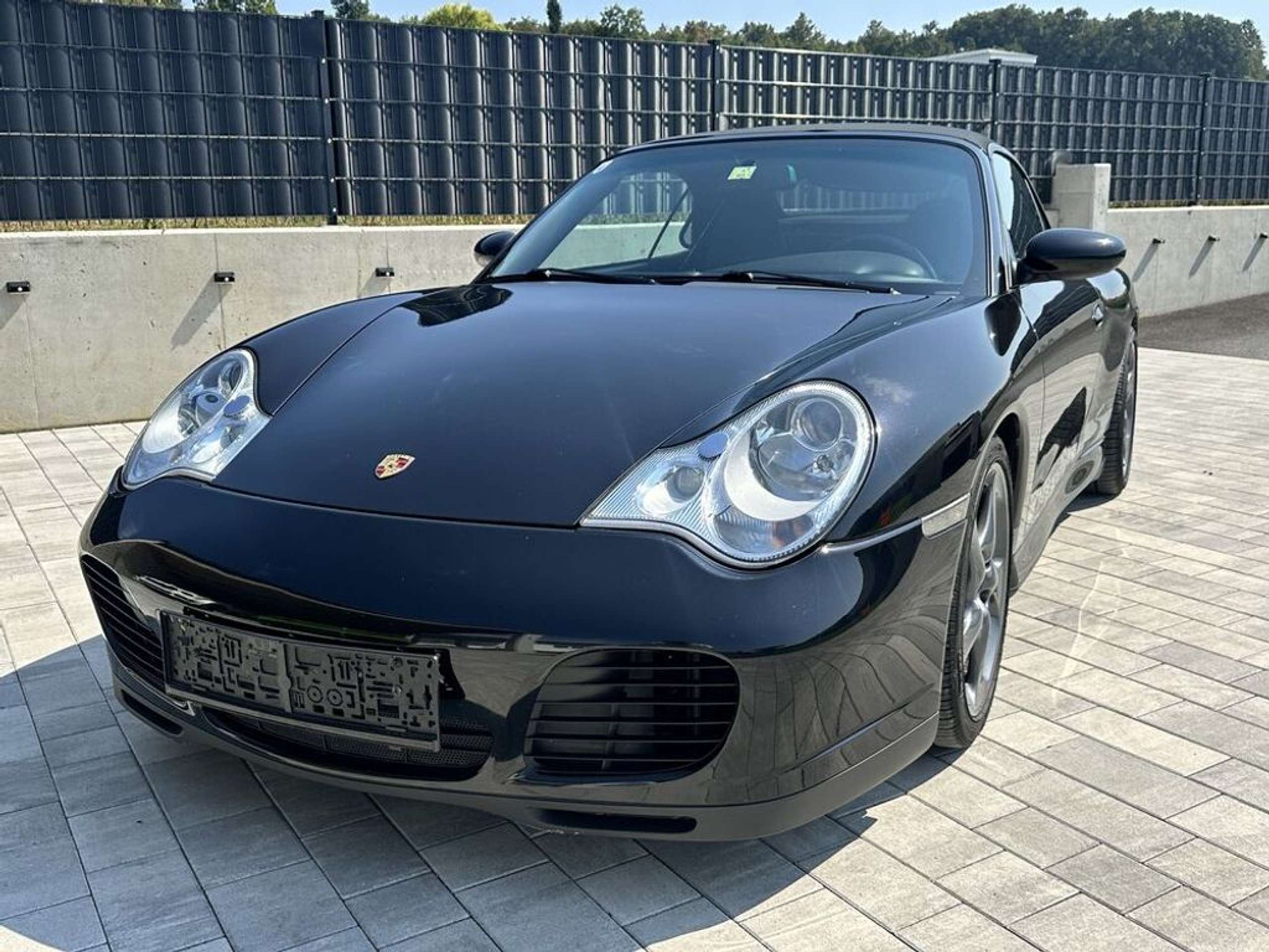 Porsche - 911