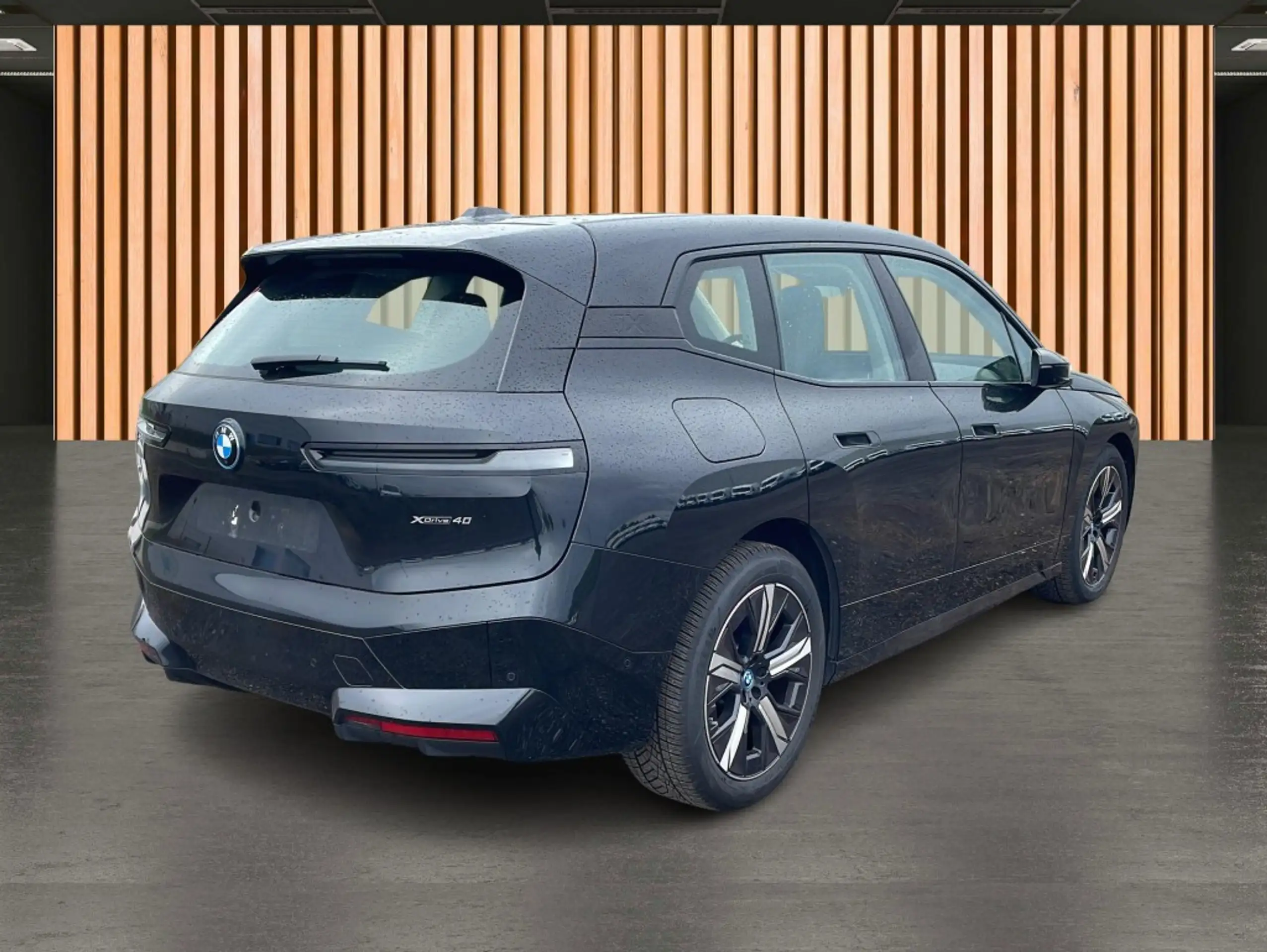 BMW - iX