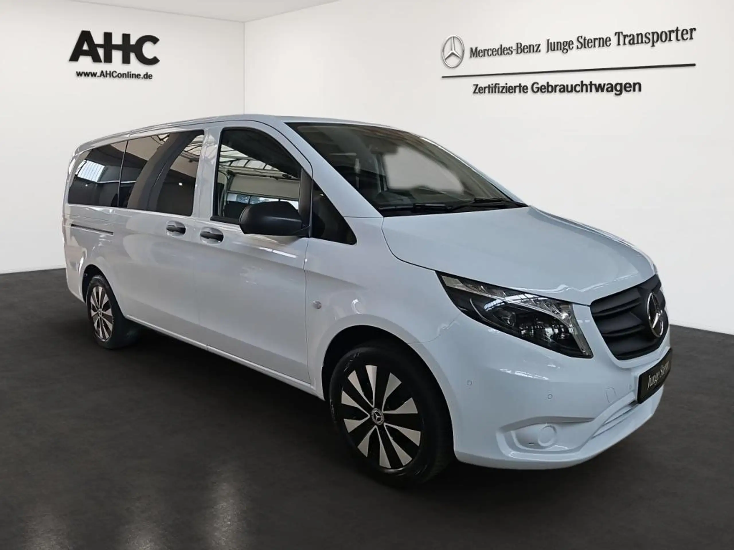 Mercedes-Benz - Vito