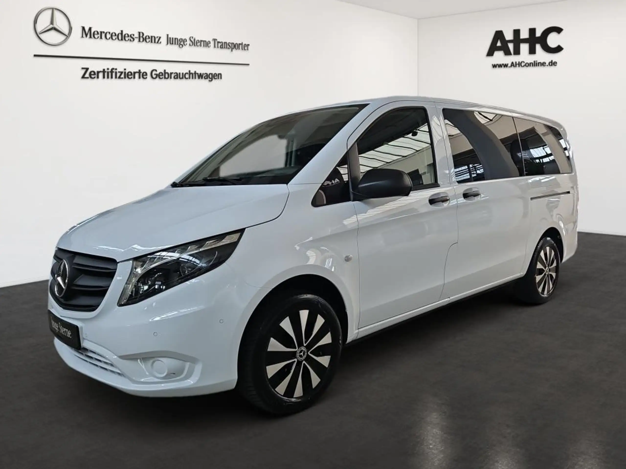 Mercedes-Benz - Vito