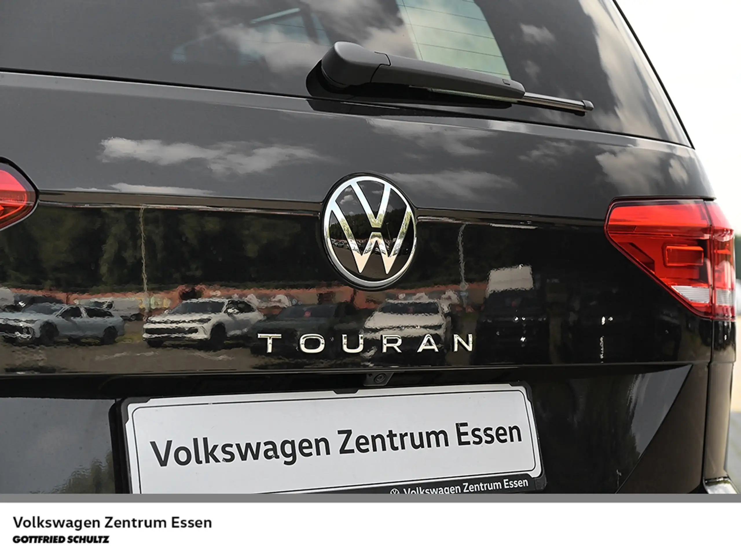 Volkswagen - Touran