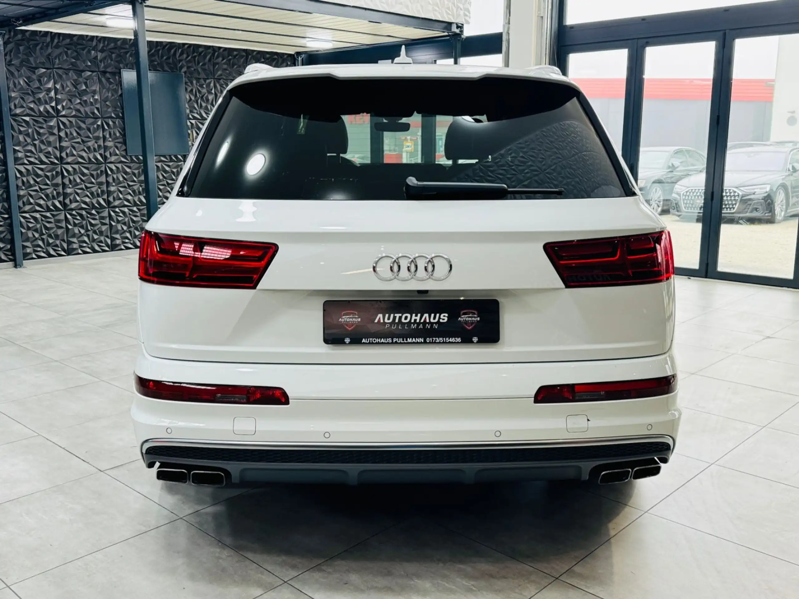 Audi - SQ7