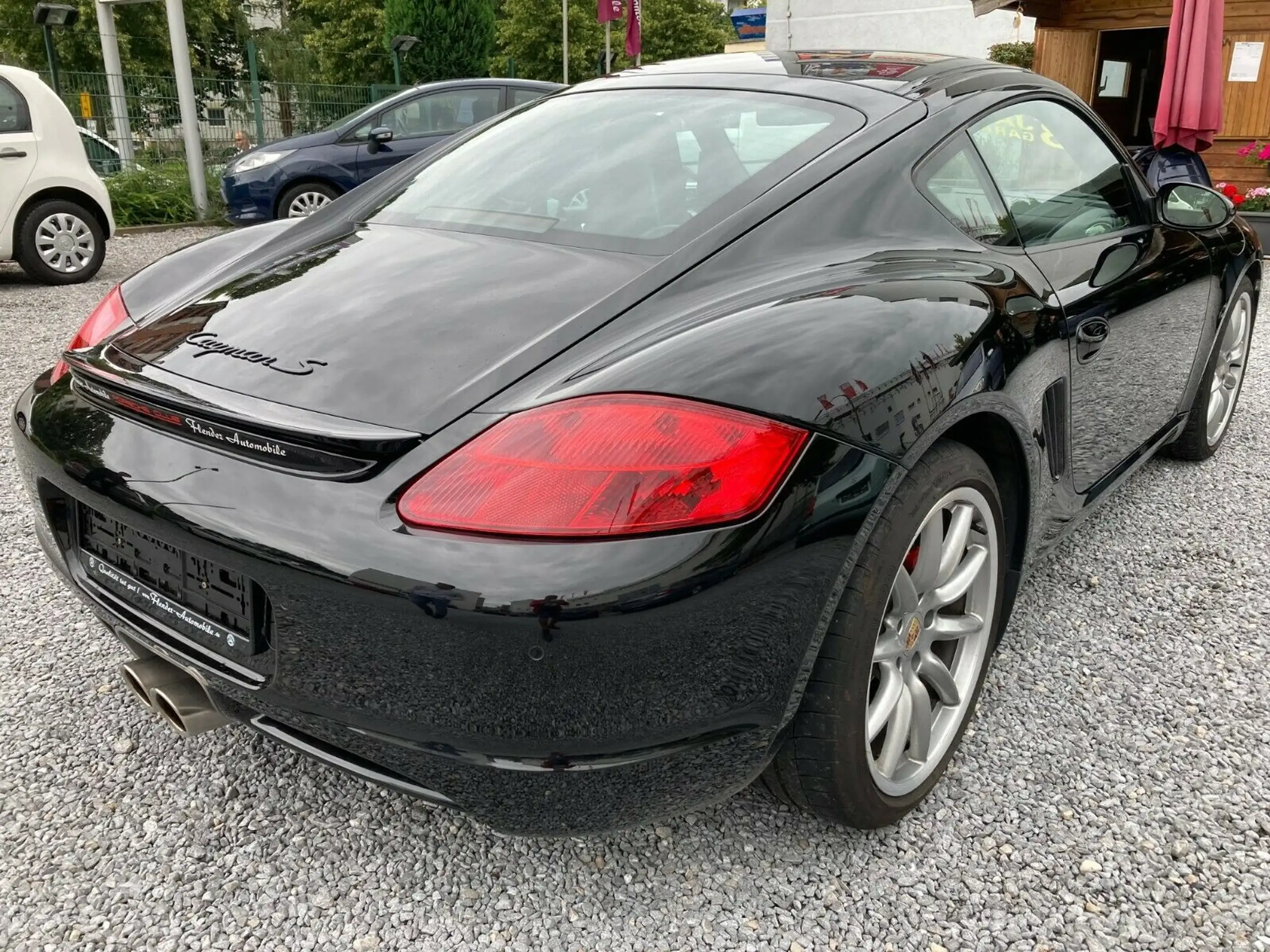 Porsche - Cayman