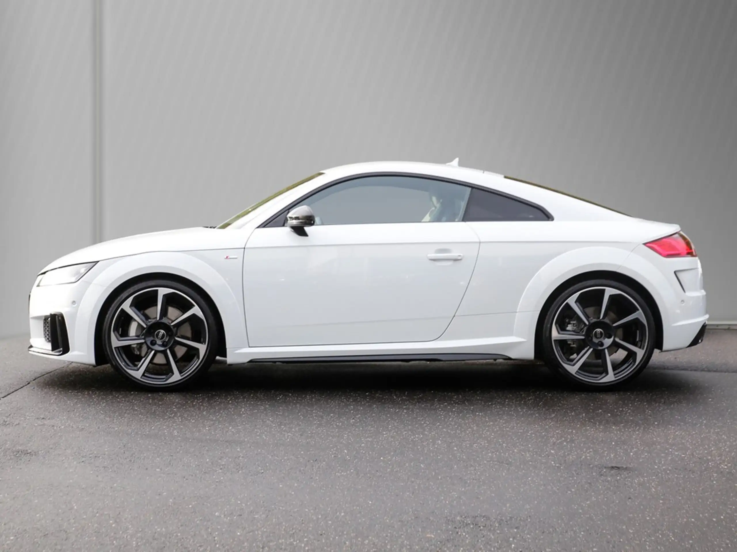 Audi - TT