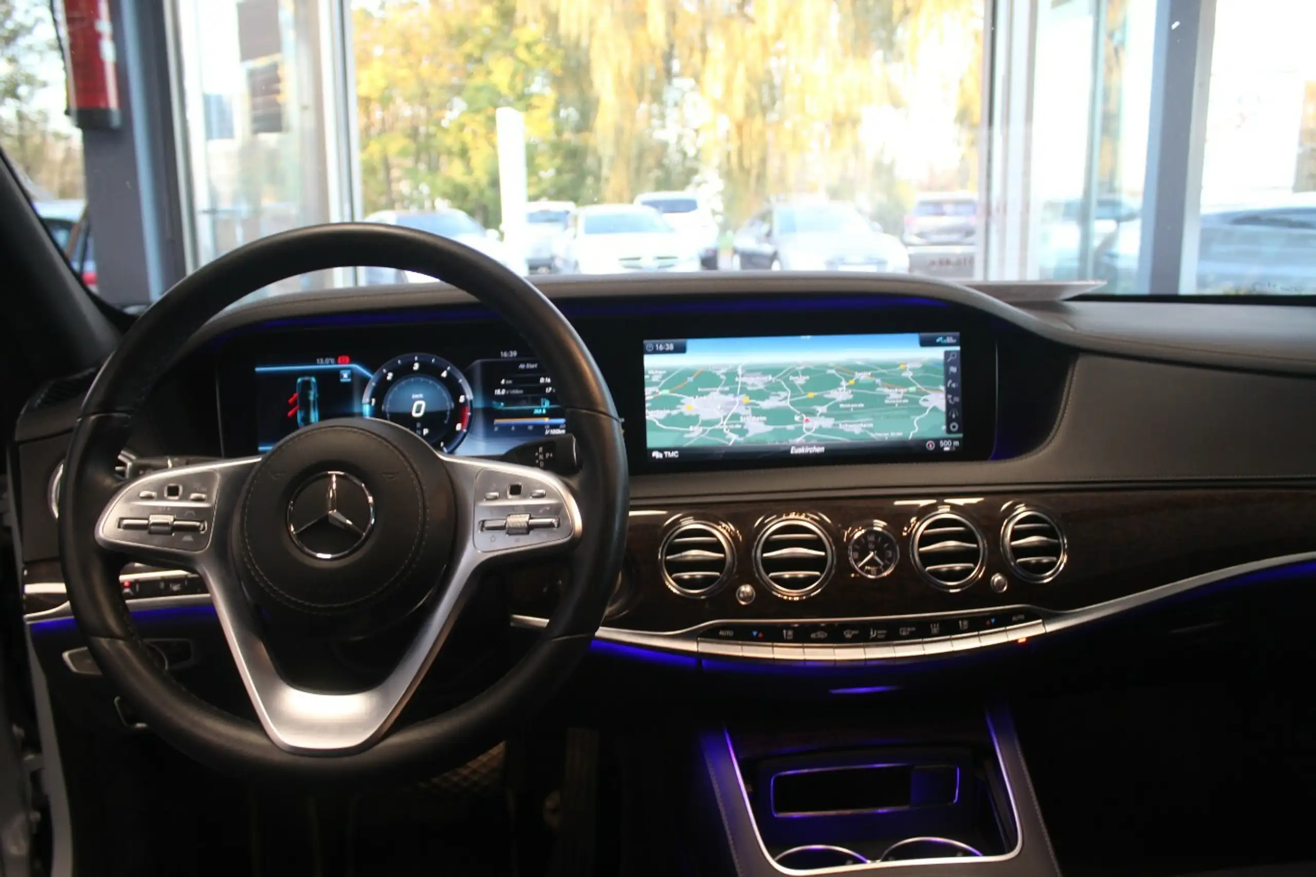 Mercedes-Benz - S 400