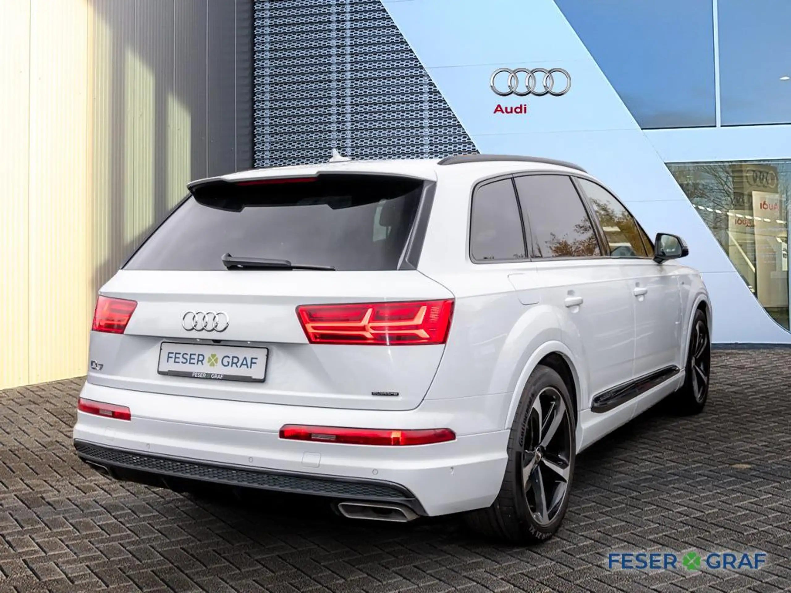 Audi - Q7