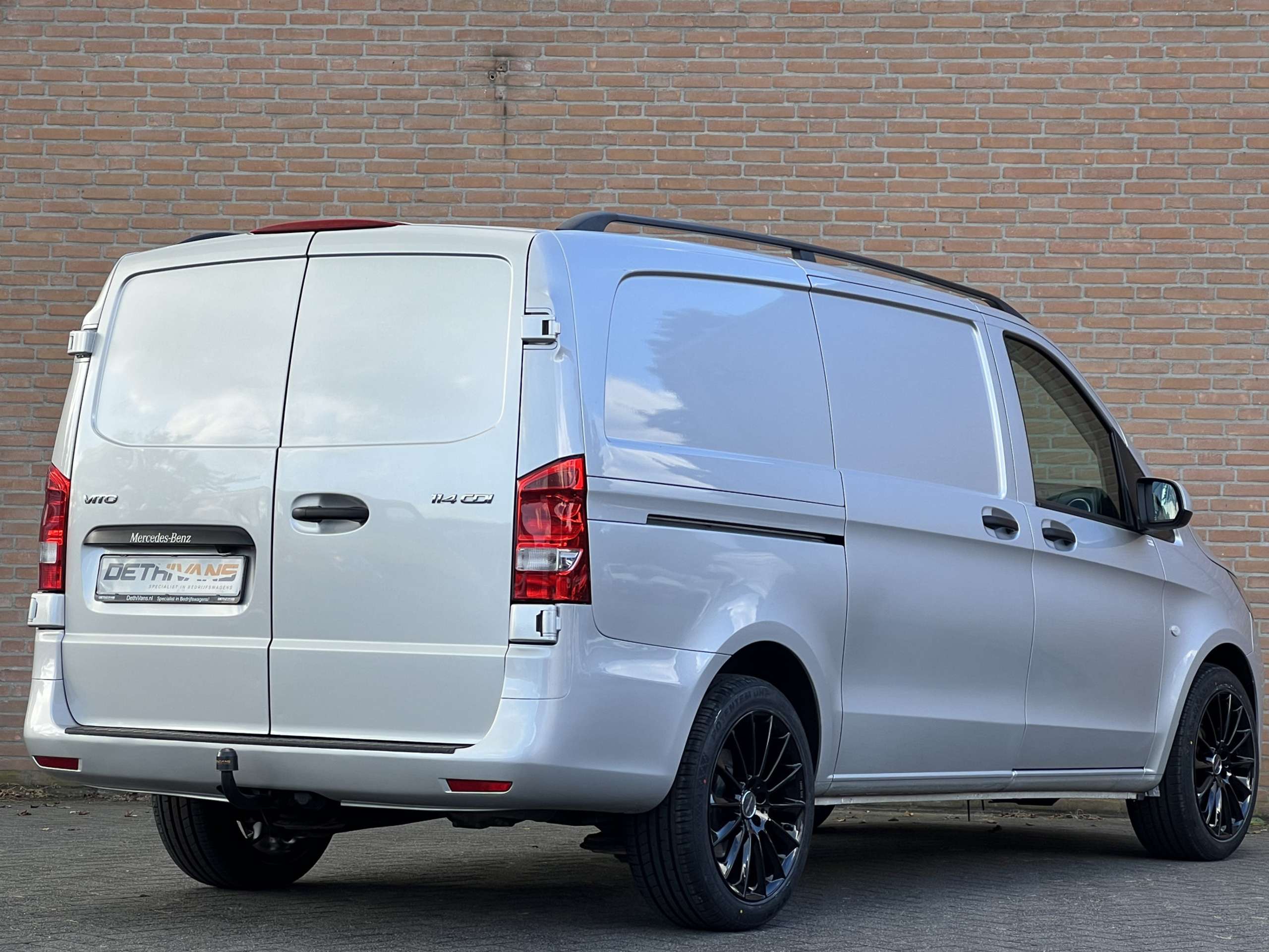 Mercedes-Benz - Vito